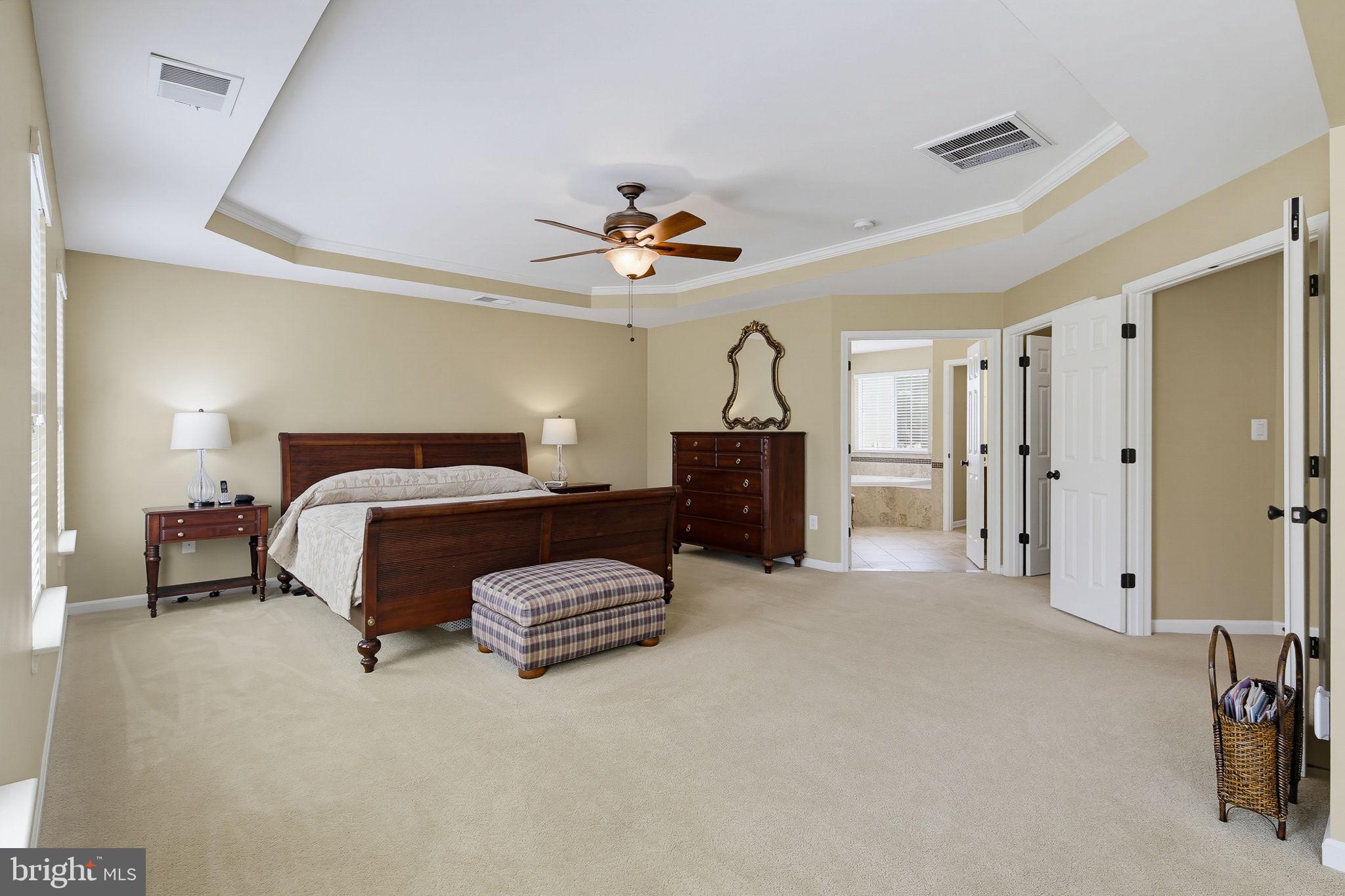 CASCADE OVERLOOK - Residential