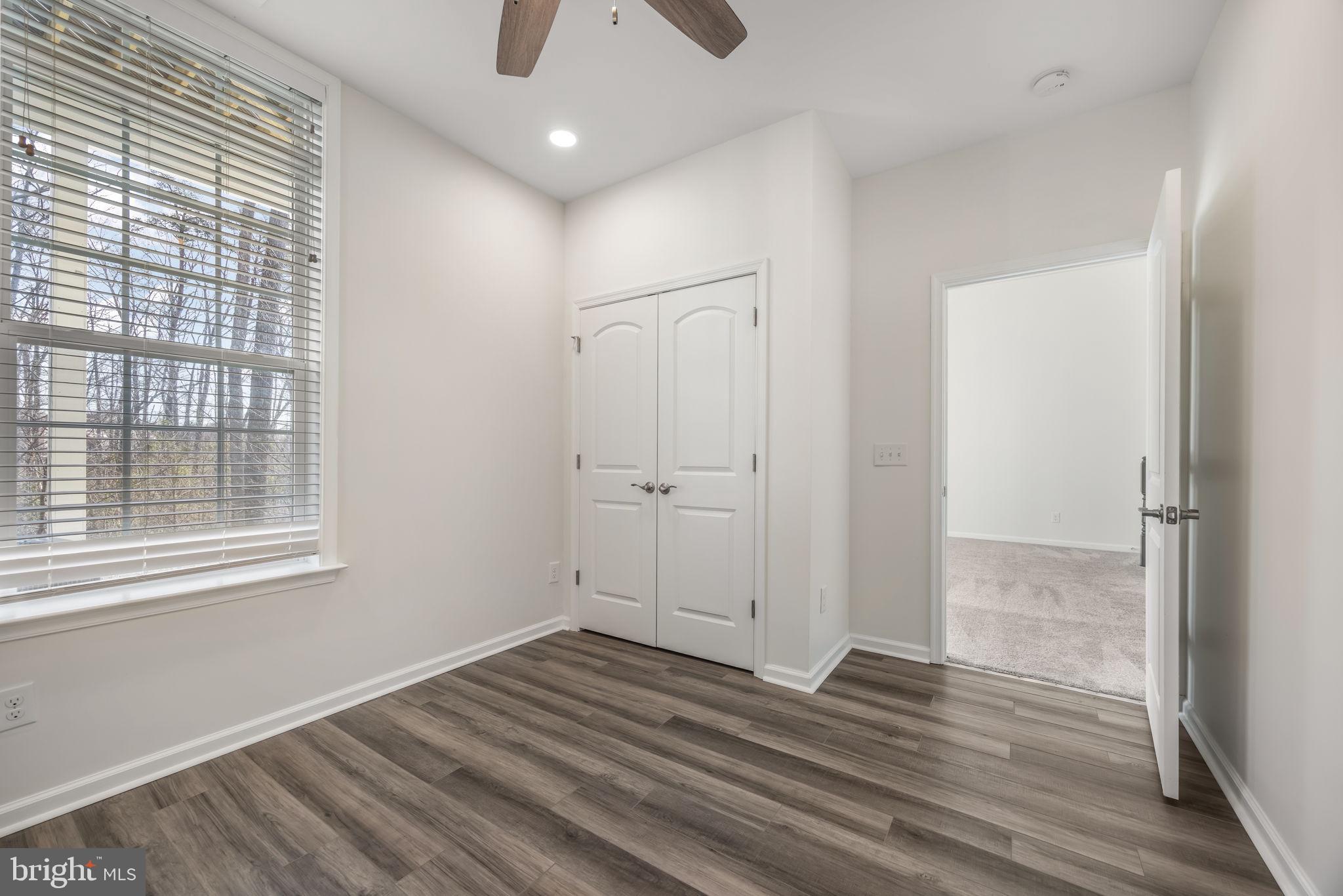 COWAN CROSSING - Residential