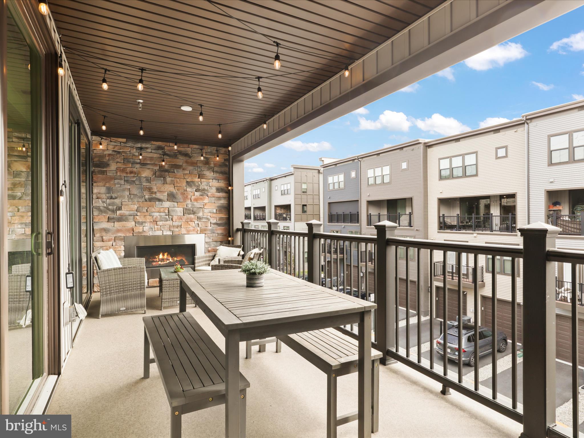 WOODLAND PARK - Residential