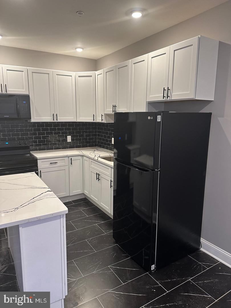 HUNTING PARK - Residential Income