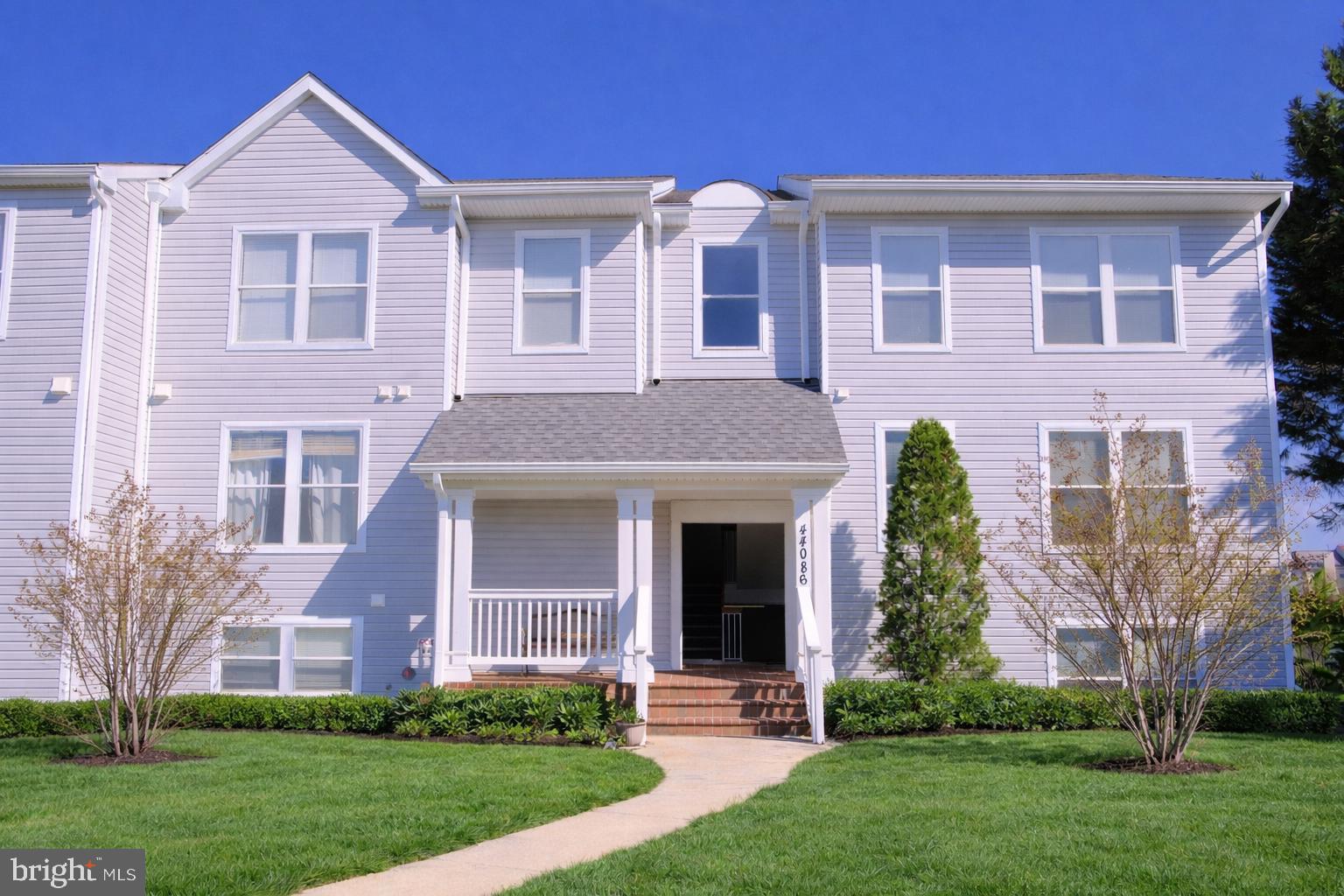 Seller is offering $7,000 credit towards closing cost and condo fee.

LAKEFRONT LIVING in the heart of Ashburn village! 

This beautifully renovated condo offers stunning water views and direct access to scenic walking trails right outside your window. Wake up to peaceful lake scenery and enjoy the quiet, private setting every day.

Thoughtfully updated with brand-new light oak flooring, refreshed kitchen cabinetry, modern lighting, and upgraded bathroom vanity — the home feels bright, clean, and move-in ready.

Just minutes to shopping, grocery, and dining, including Giant Food and popular local spots.

Perfect combination of nature, convenience, and modern updates — a rare find in today’s market.