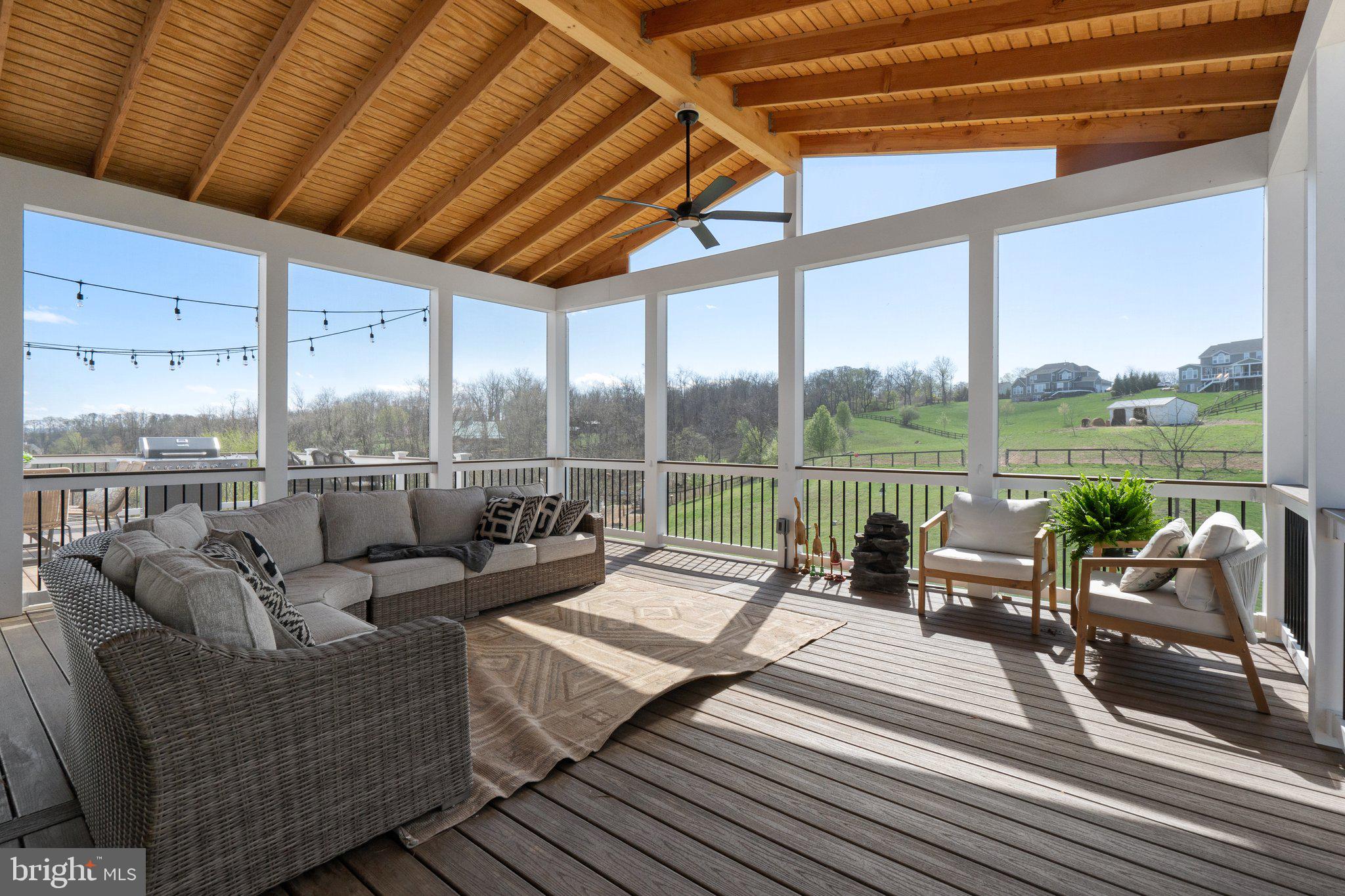 BLACK OAK RIDGE - Residential