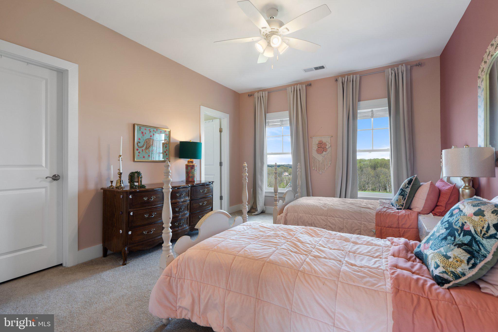 BLACK OAK RIDGE - Residential