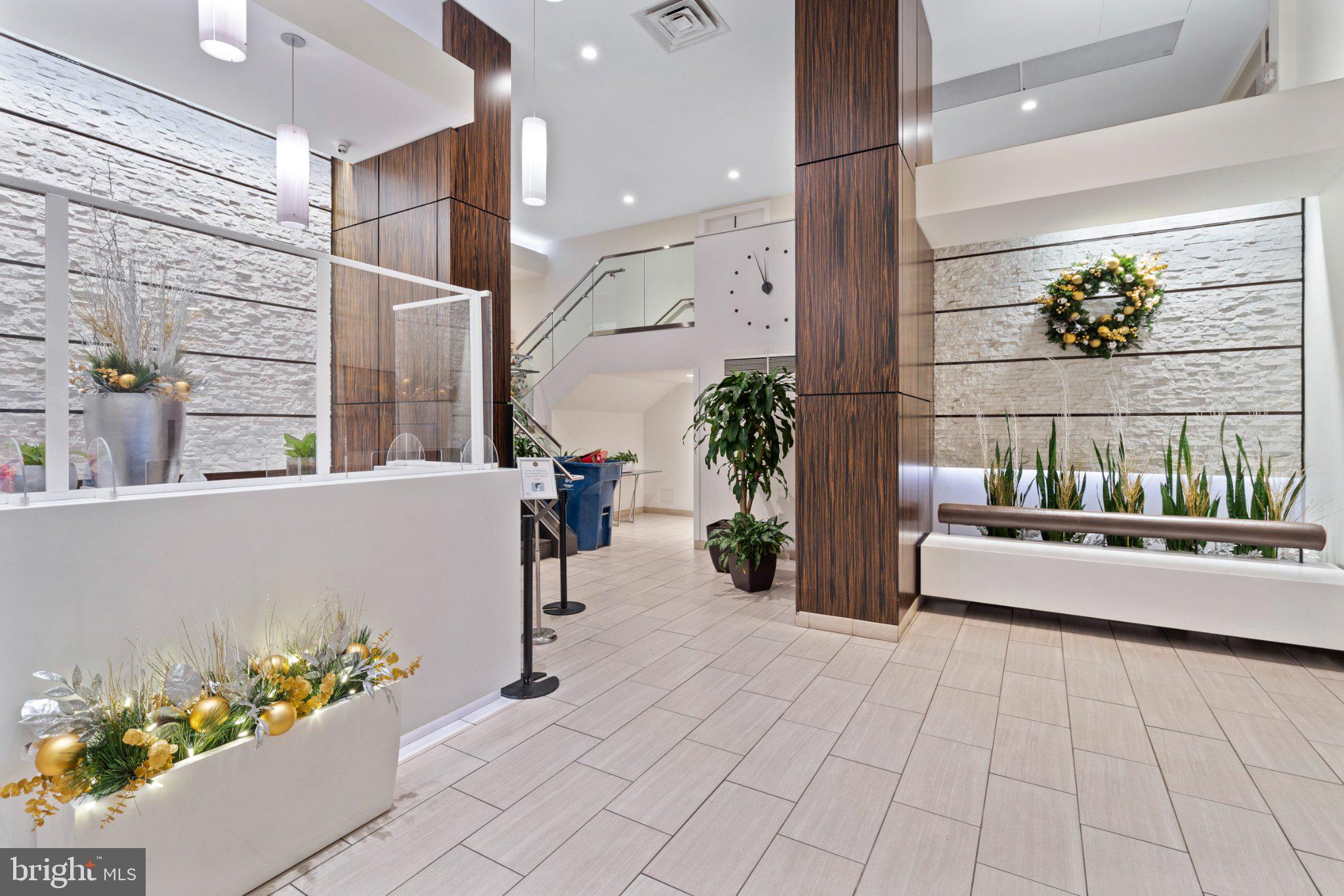 CENTER CITY - Residential