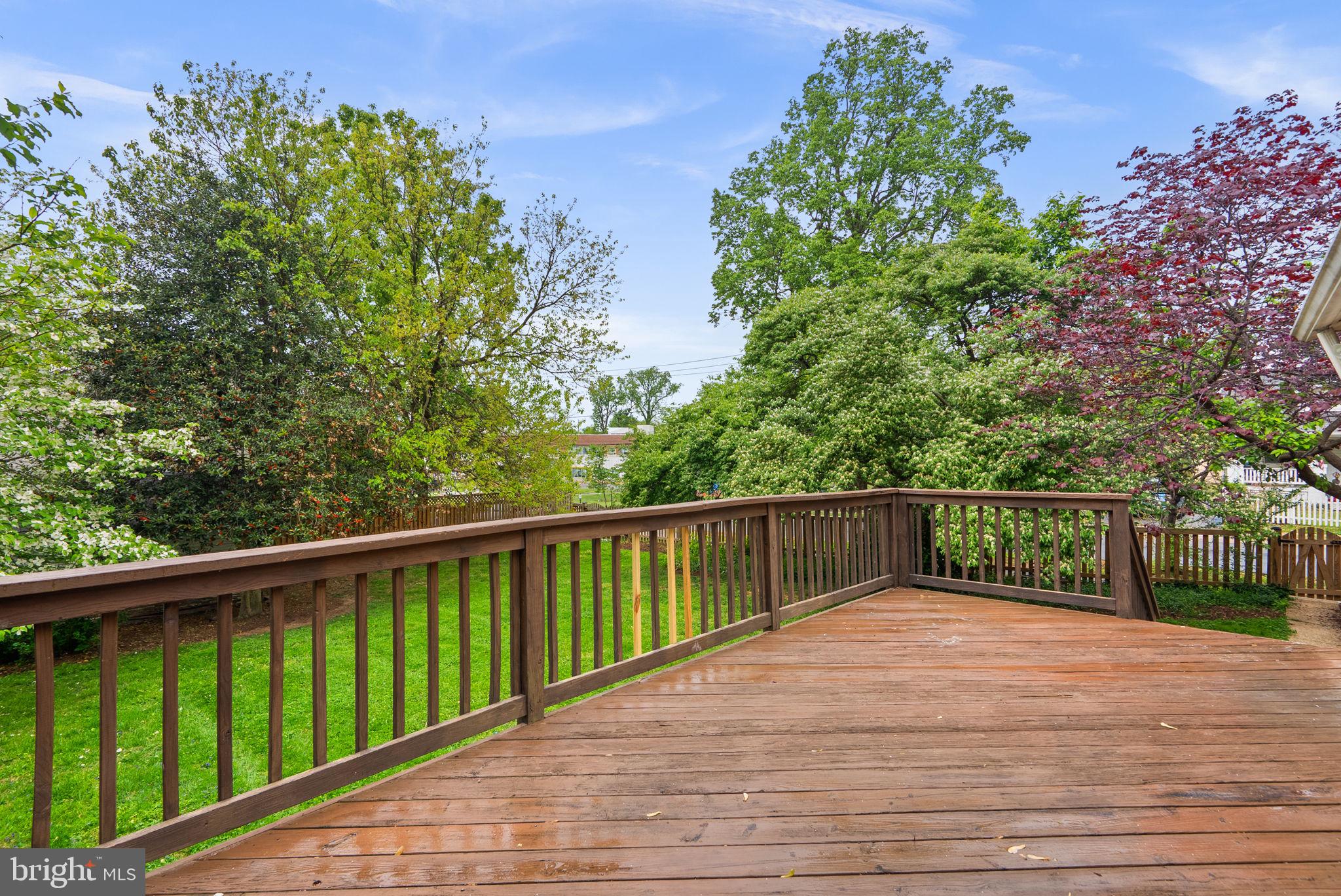NORTH WOODSIDE - Residential