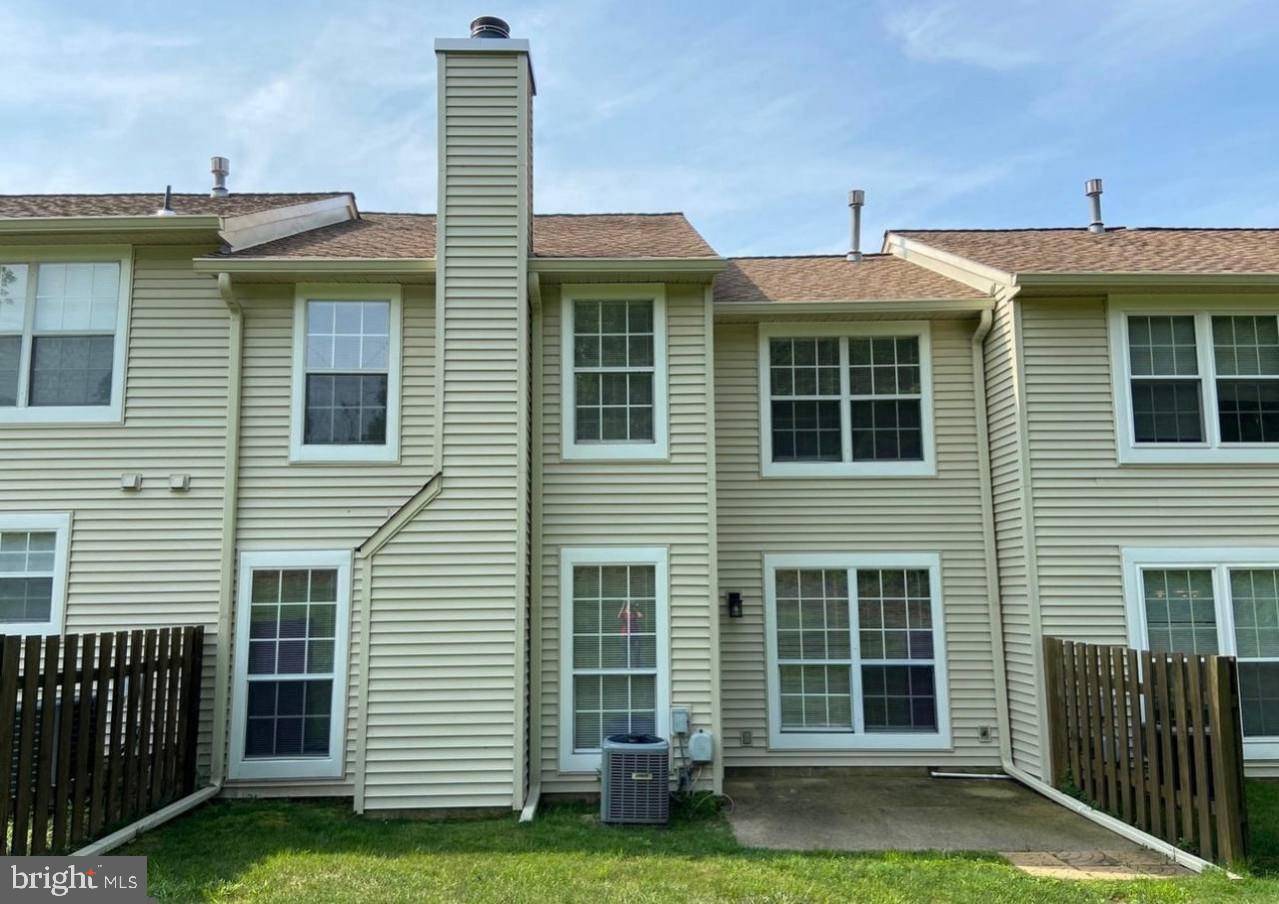 HUNTINGDON BROOK - Residential