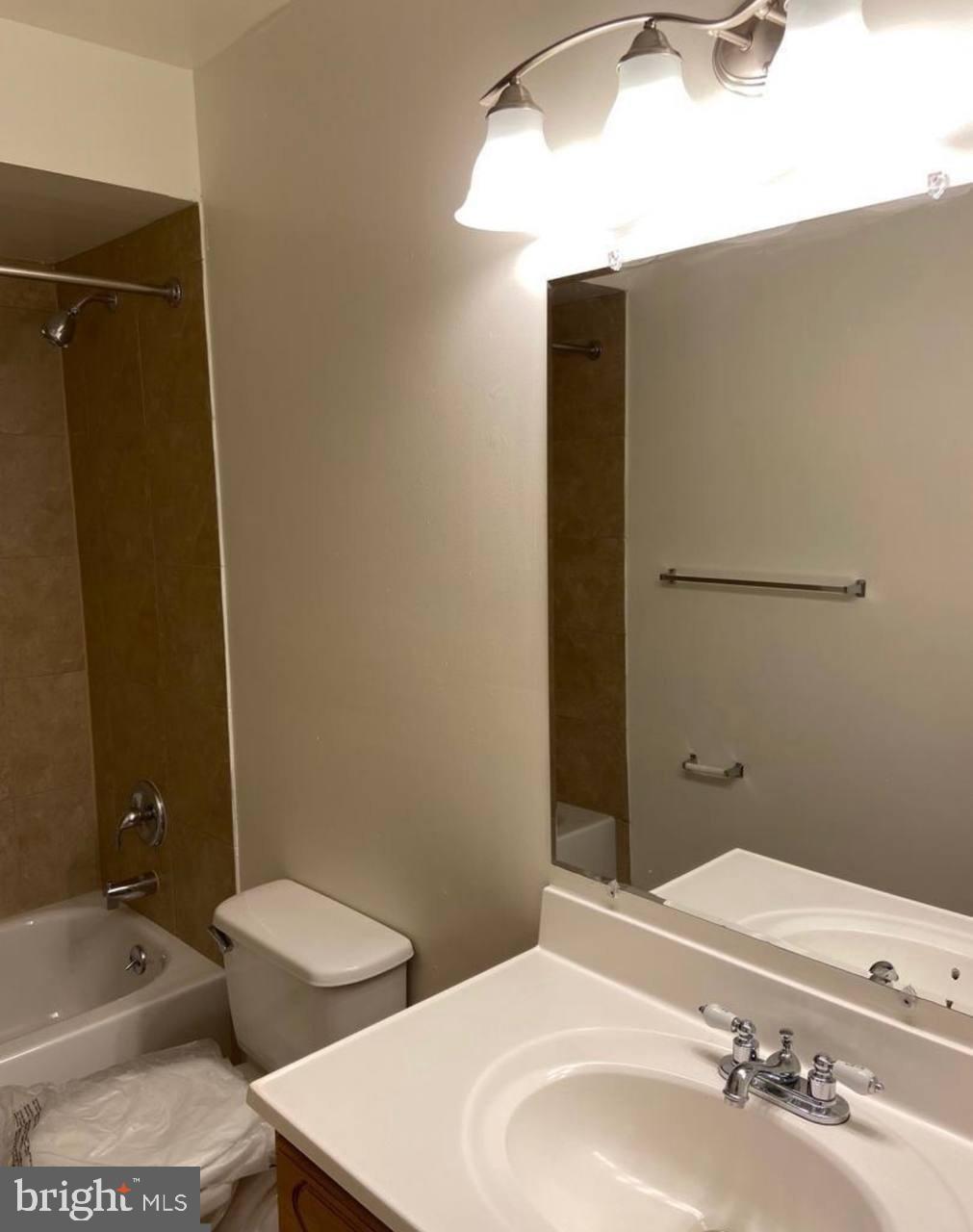 HUNTINGDON BROOK - Residential