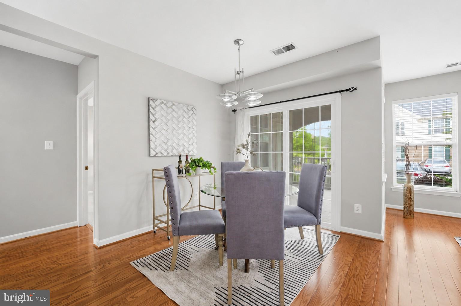LAKESIDE AT SOUTH RIDING - Residential