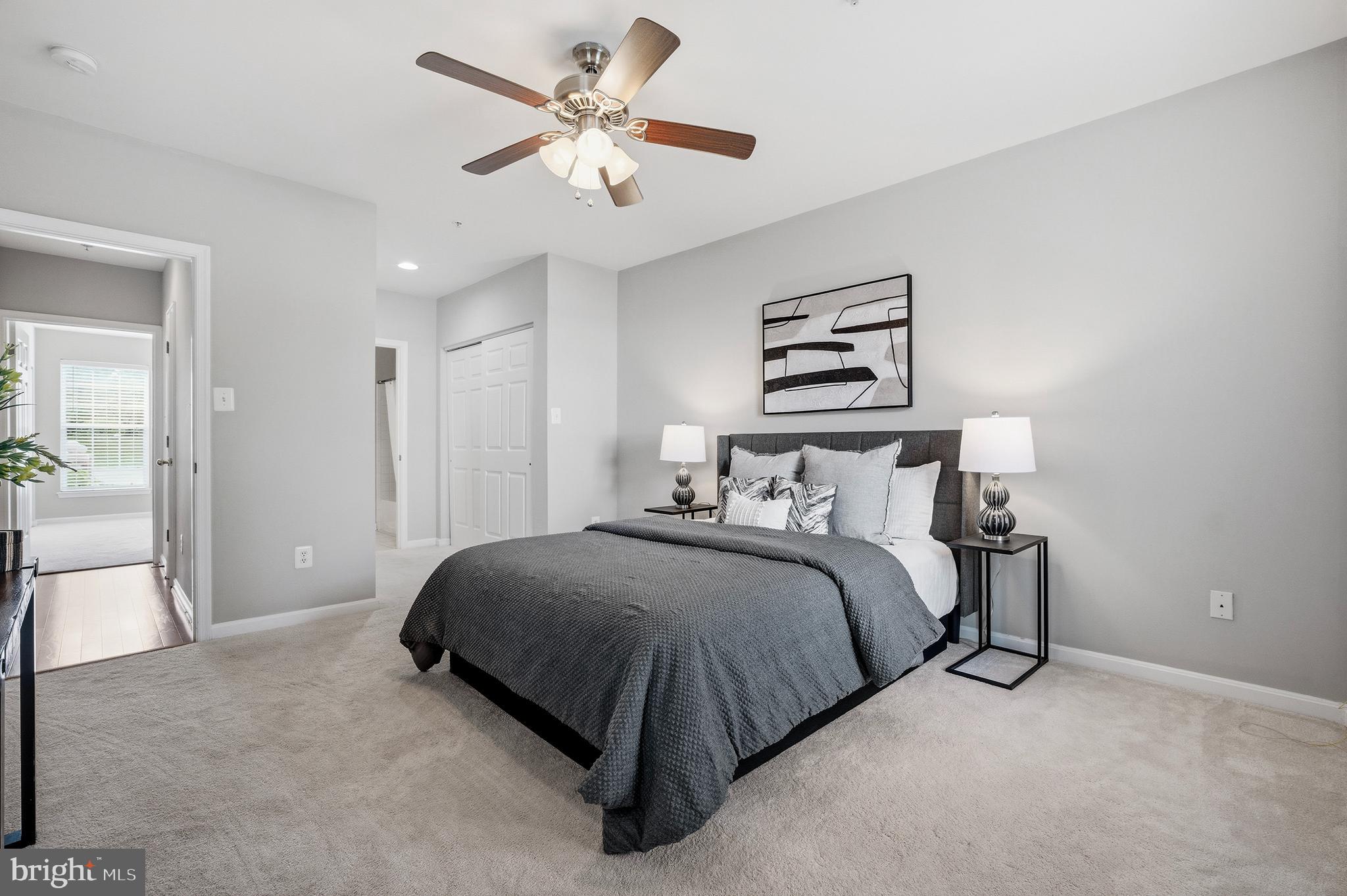 LAKESIDE AT SOUTH RIDING - Residential