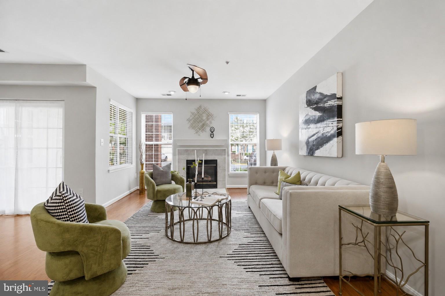 LAKESIDE AT SOUTH RIDING - Residential