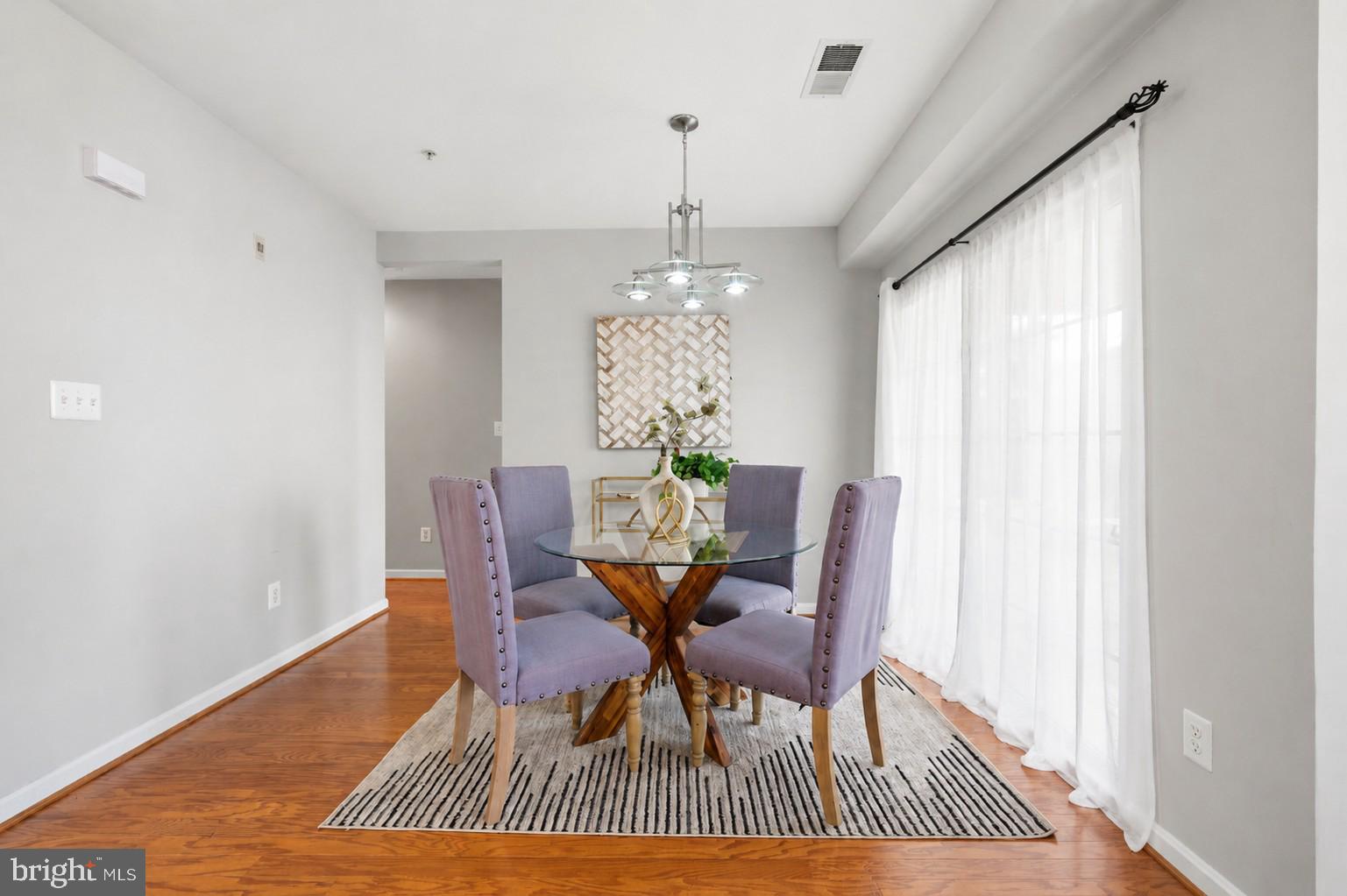 LAKESIDE AT SOUTH RIDING - Residential