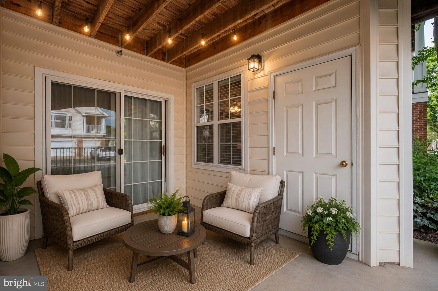 LAKESIDE AT SOUTH RIDING - Residential