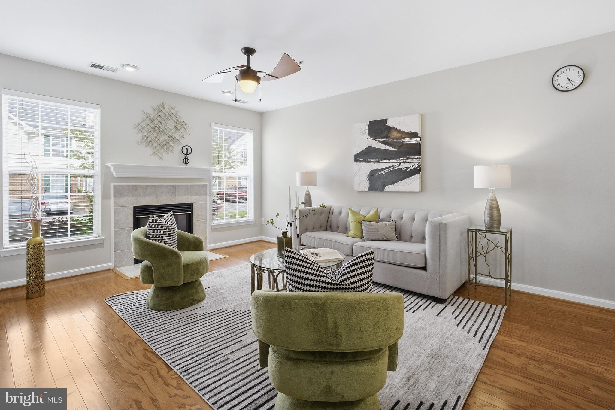 LAKESIDE AT SOUTH RIDING - Residential