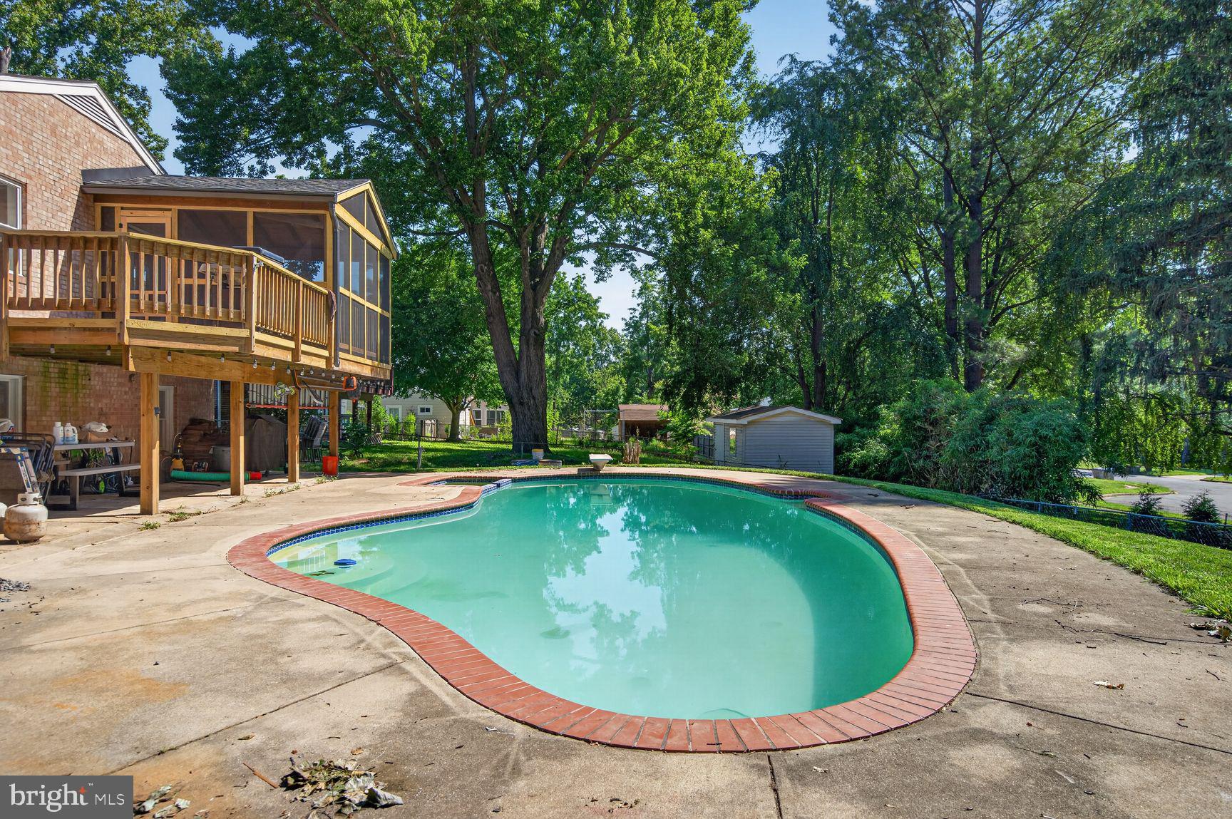 HIDEAWAY PARK - Residential