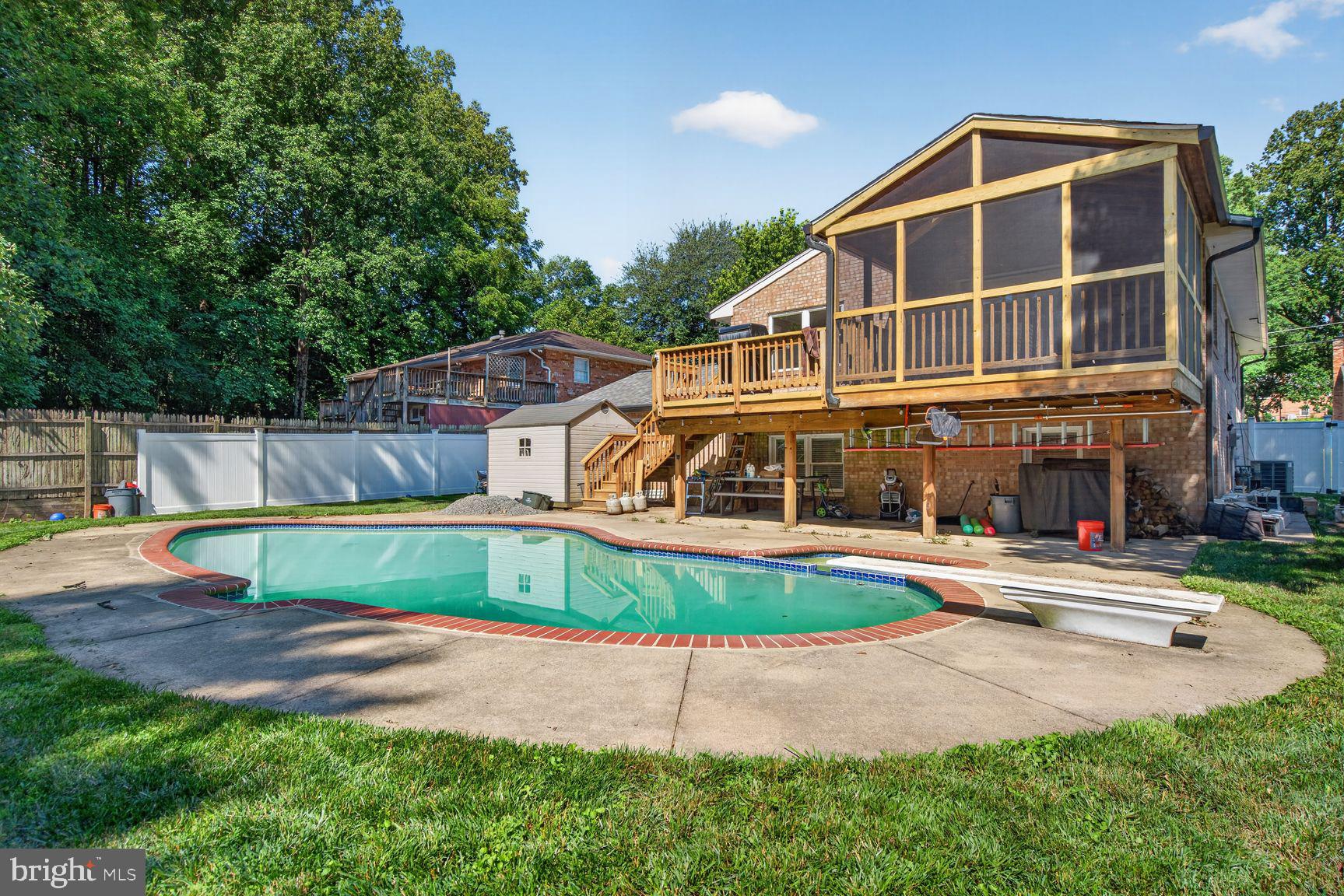 HIDEAWAY PARK - Residential
