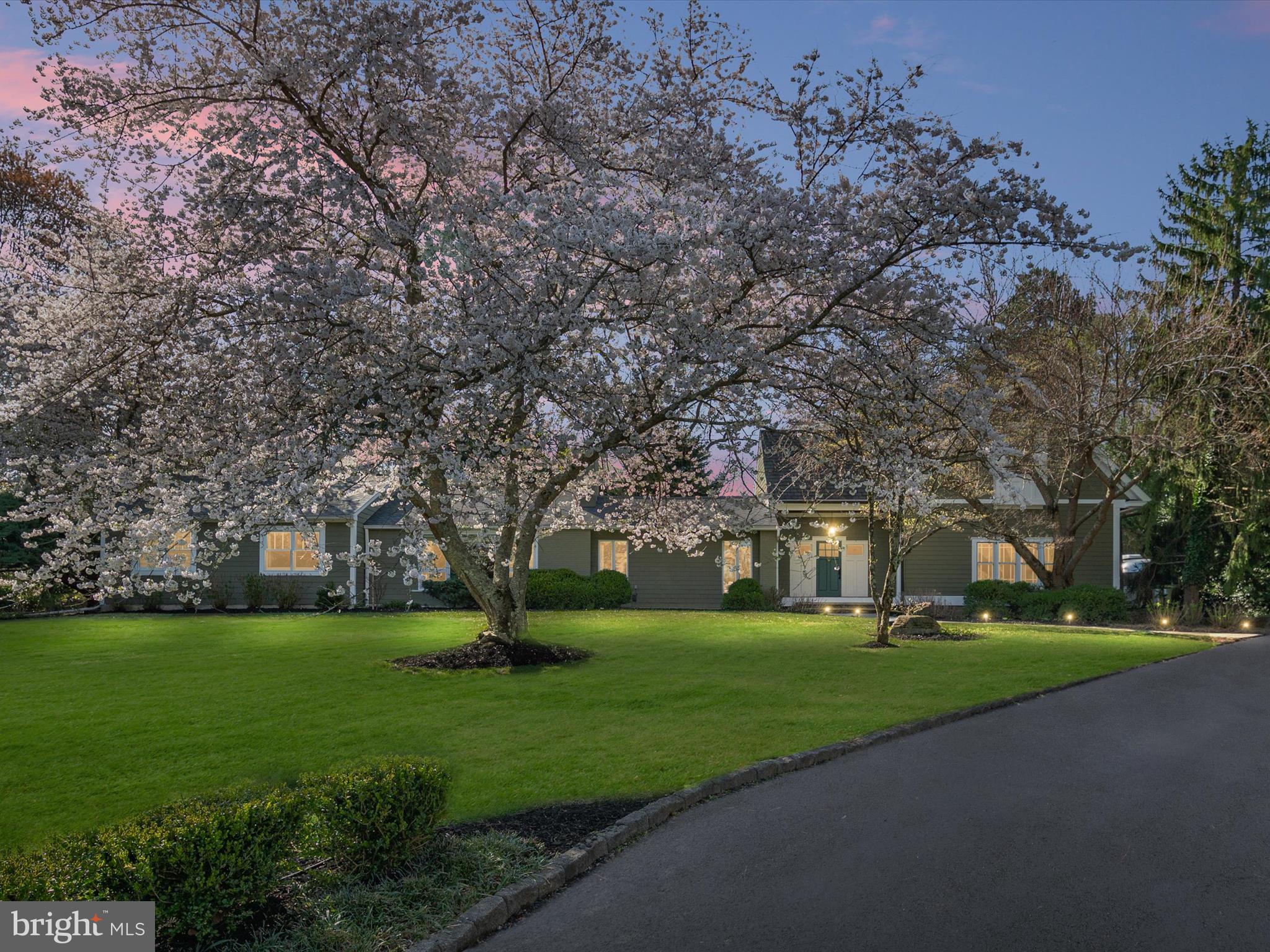 RUGBY HALL ESTATES - Residential