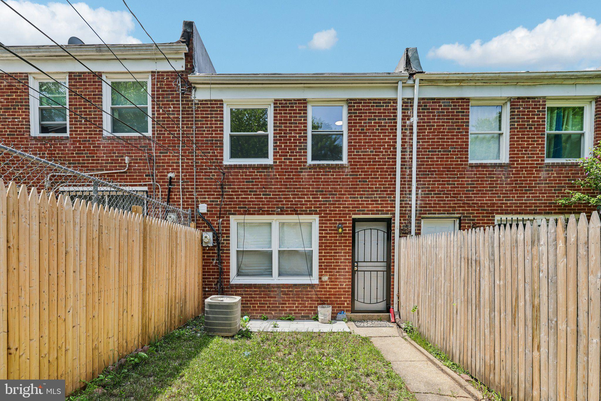 LAKELAND - Residential