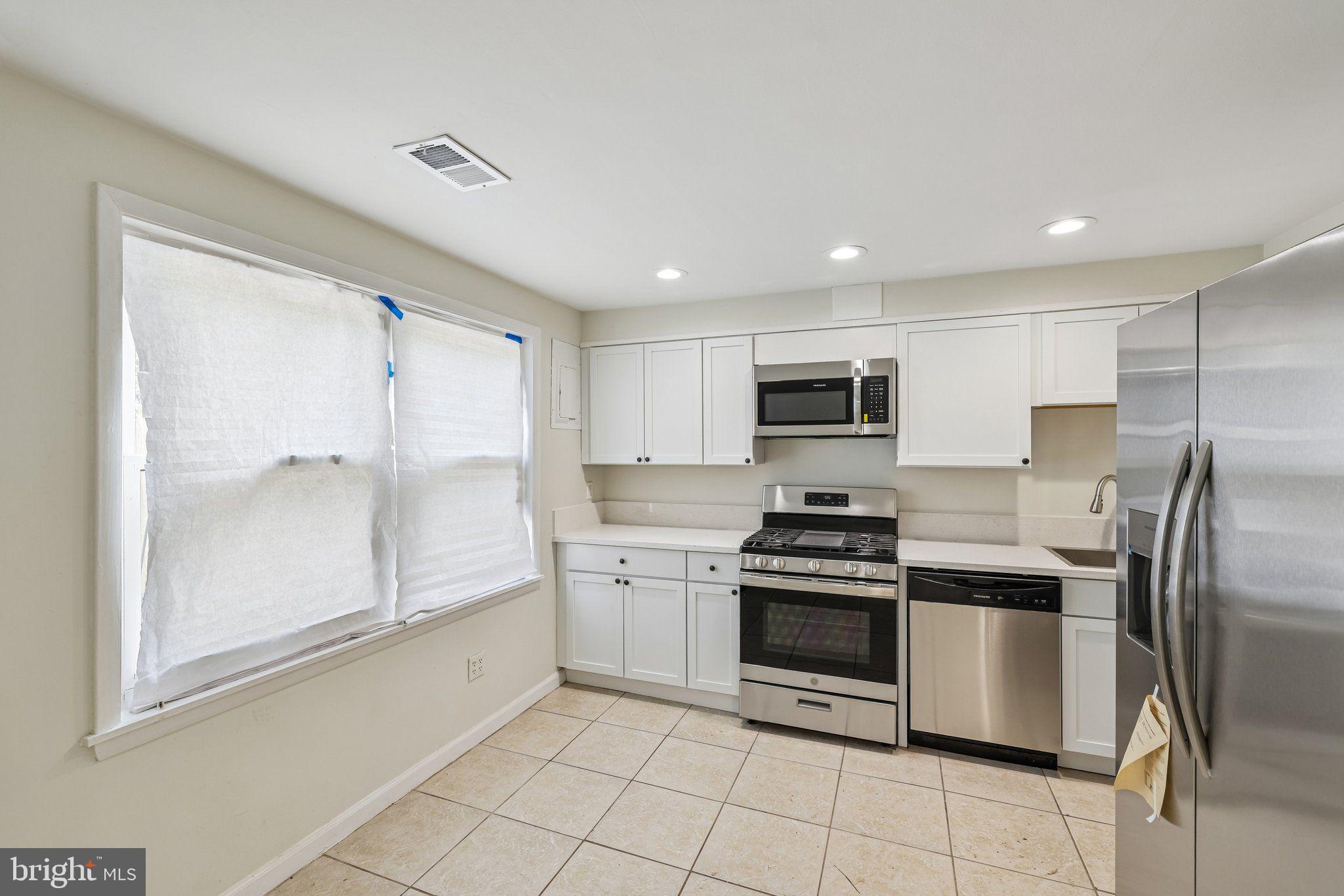 LAKELAND - Residential