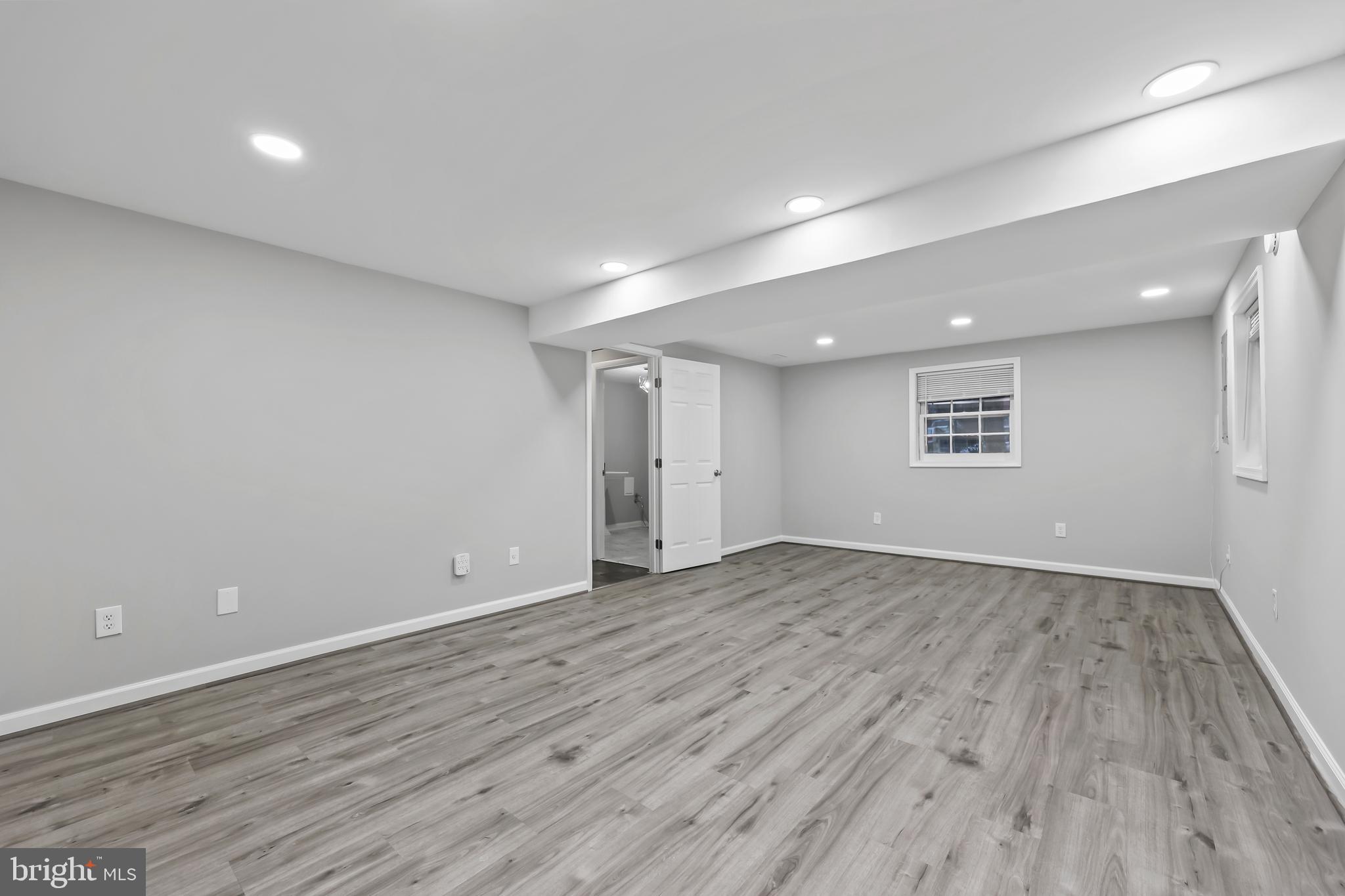 SUGARLAND HEIGHTS - Residential