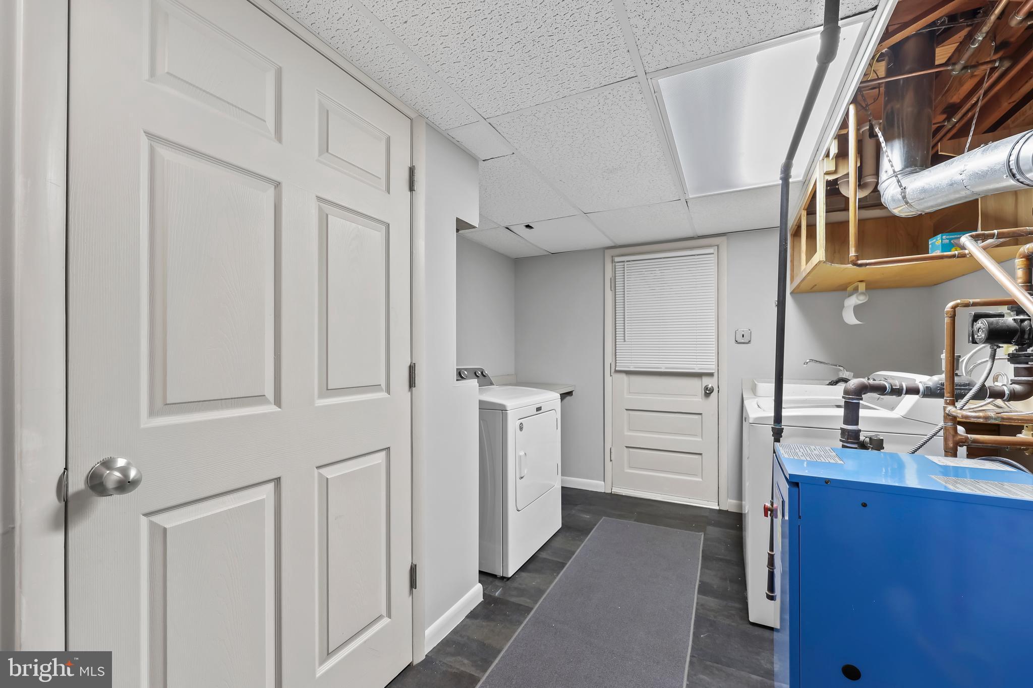 SUGARLAND HEIGHTS - Residential