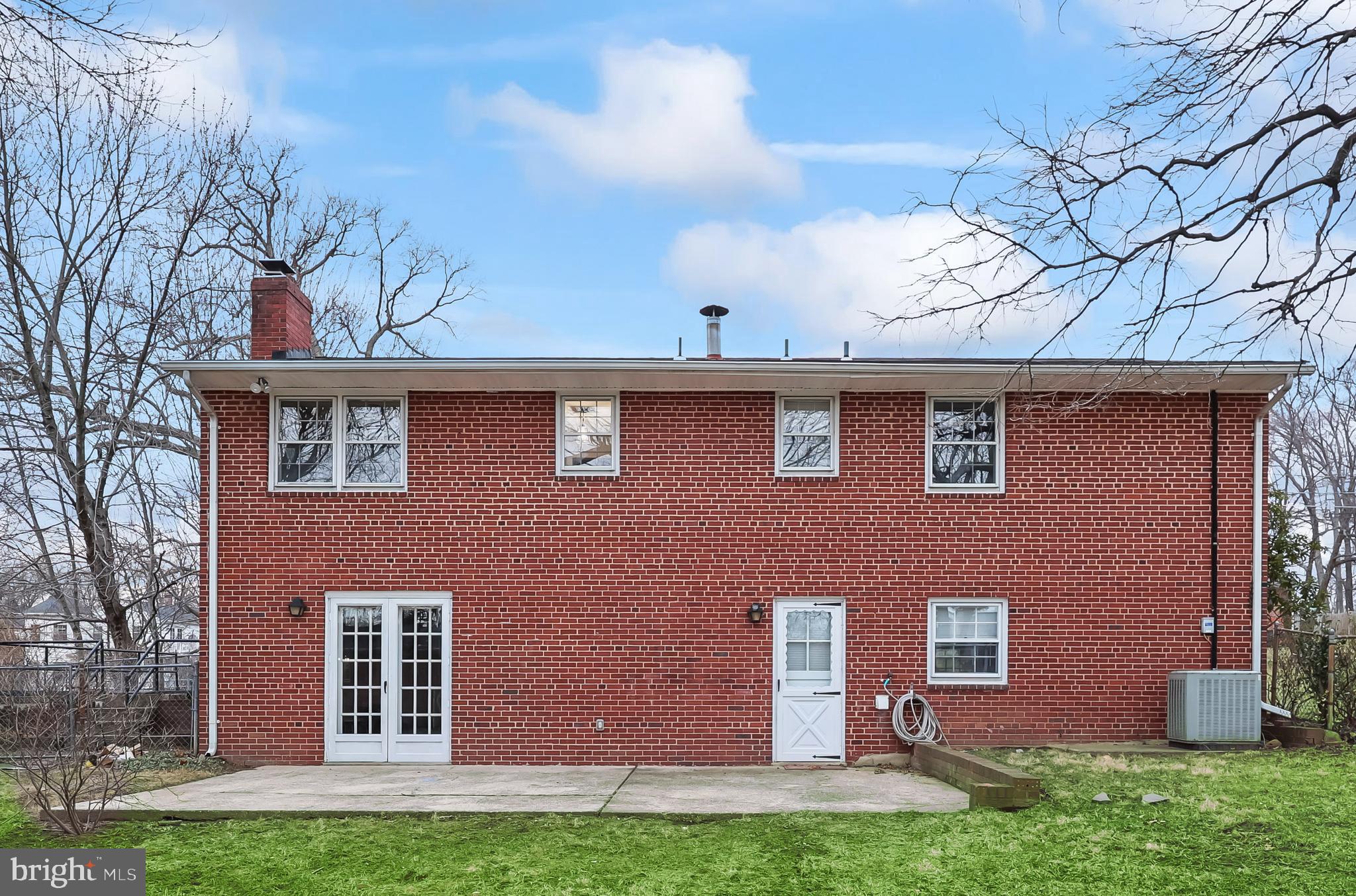 SUGARLAND HEIGHTS - Residential