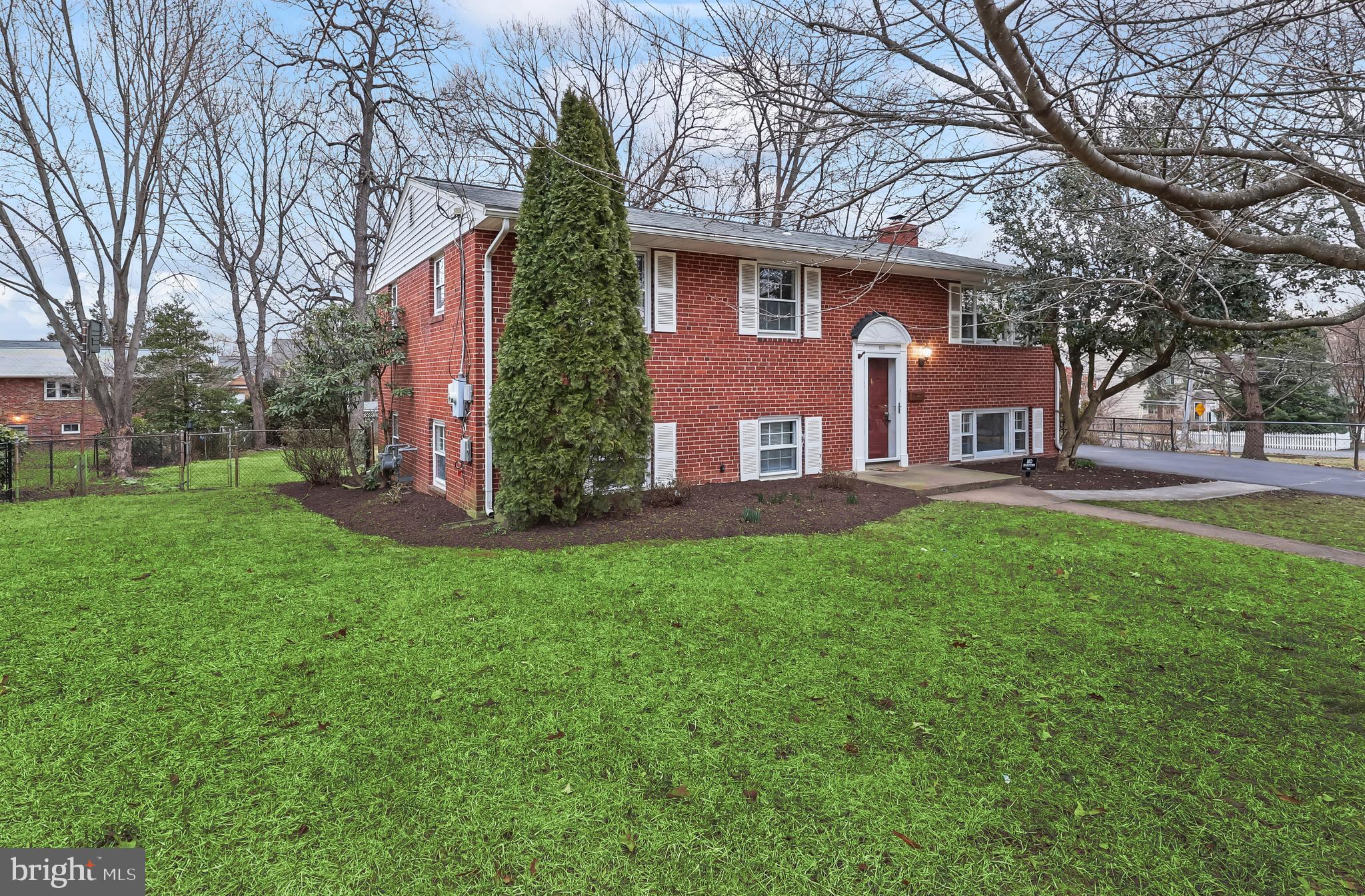 SUGARLAND HEIGHTS - Residential