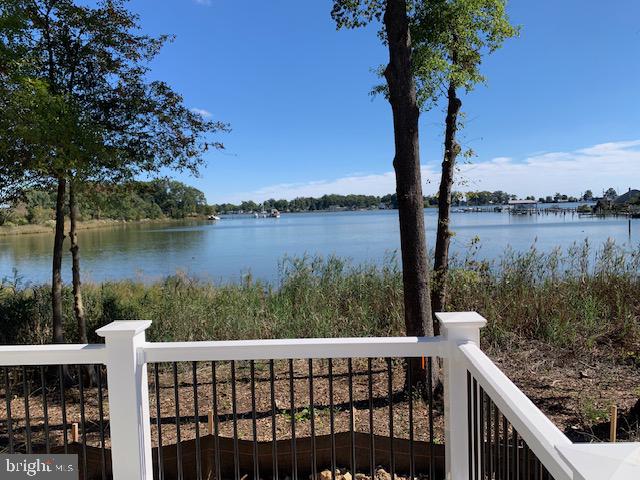 WESTMORELAND SHORES - Residential