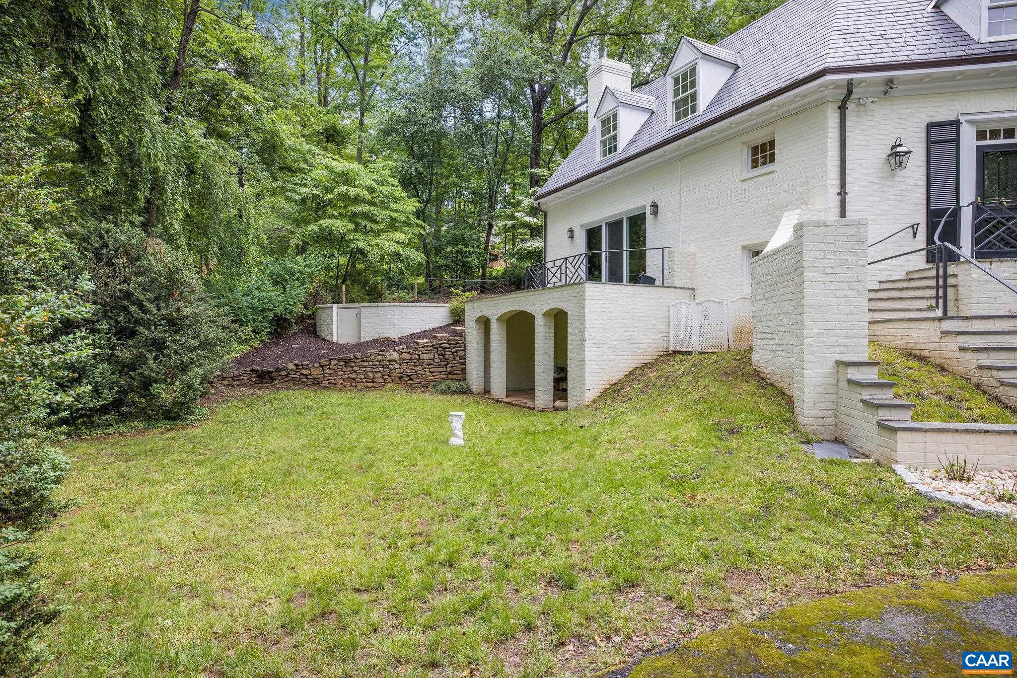 EDNAM FOREST - Residential