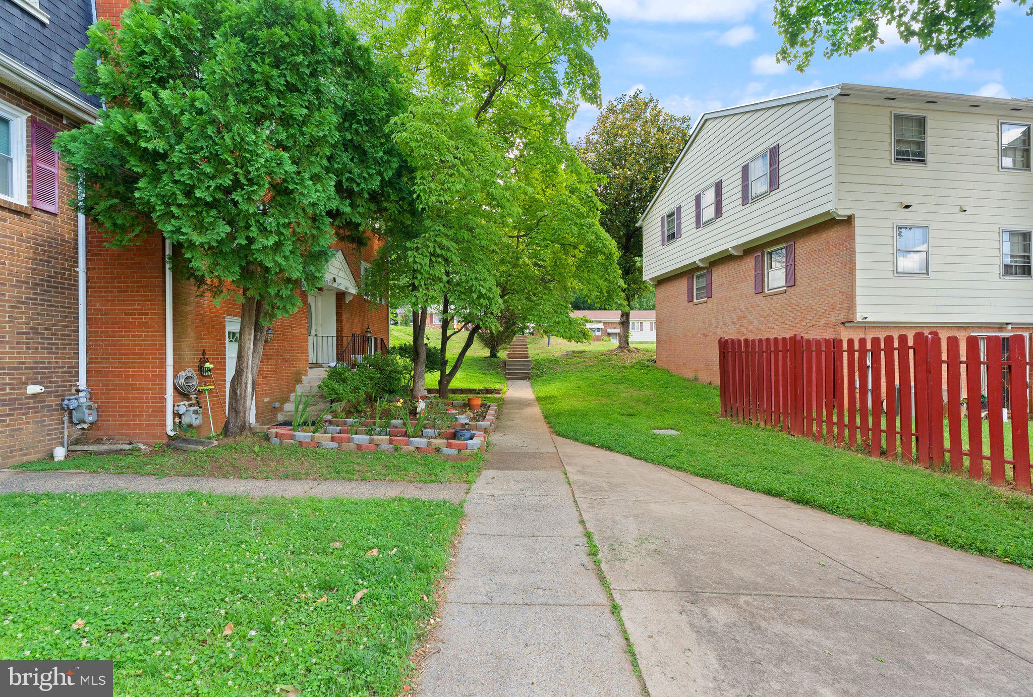 DALE CITY - Residential