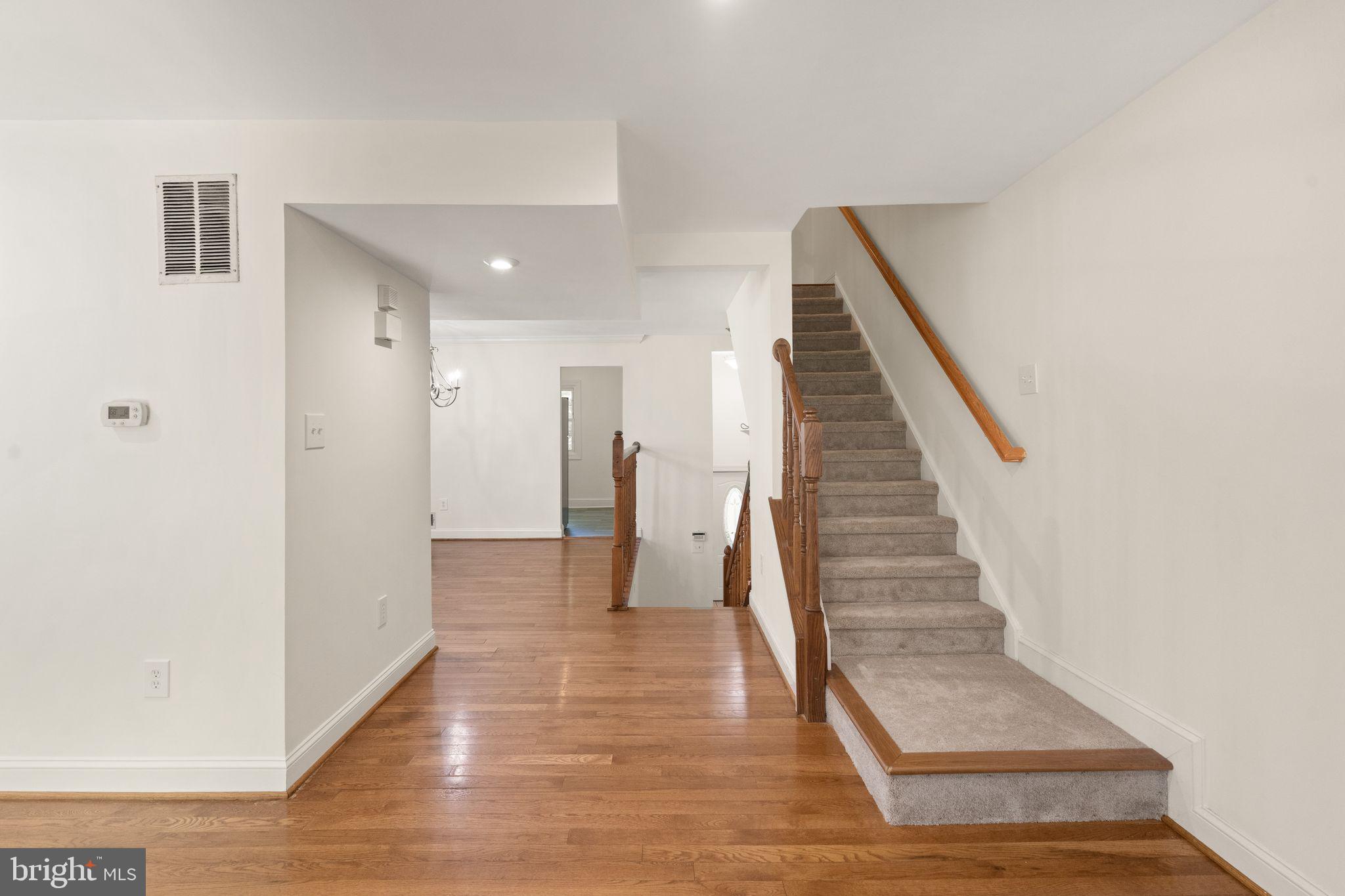 DALE CITY - Residential