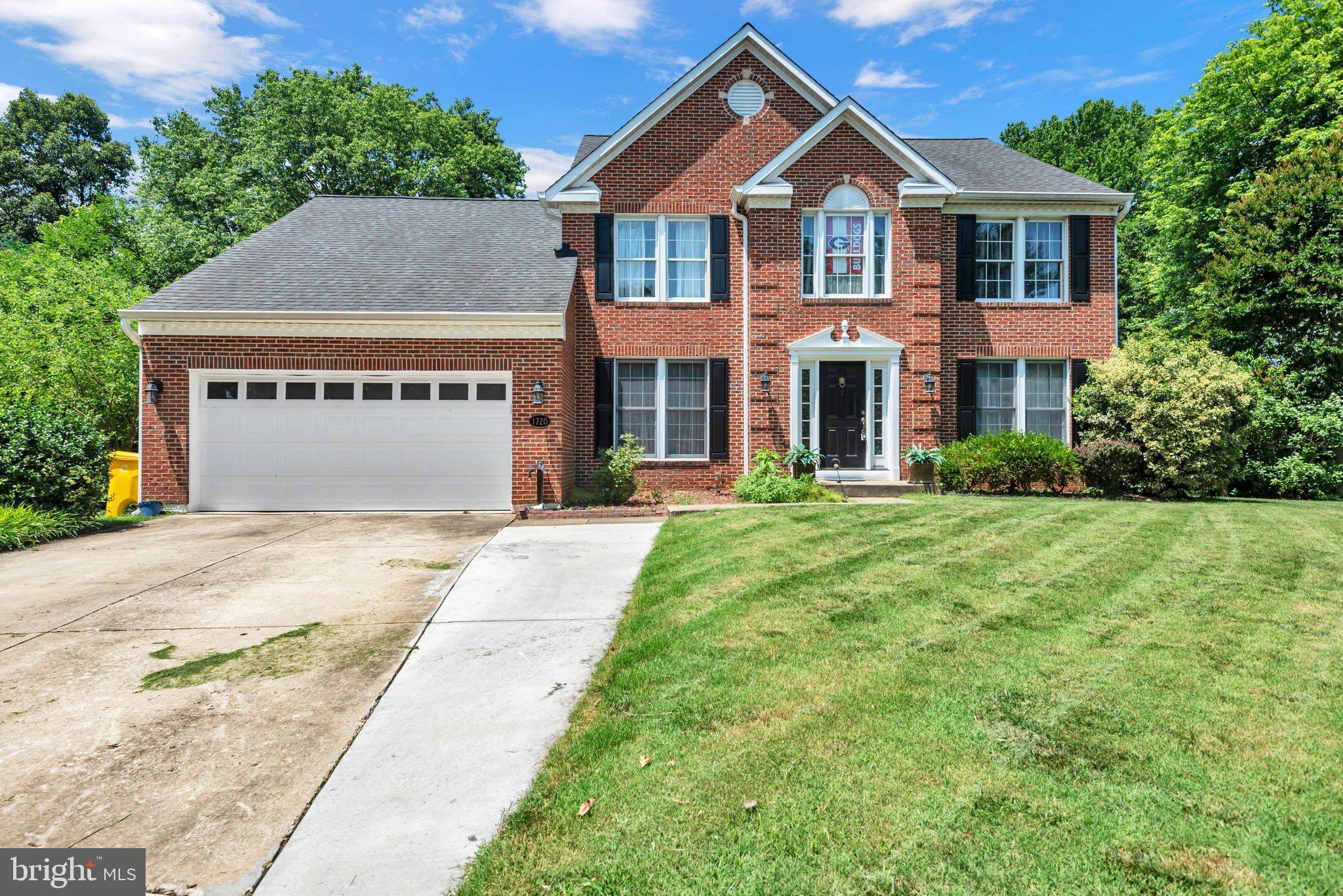 CROFTON CHASE - Residential