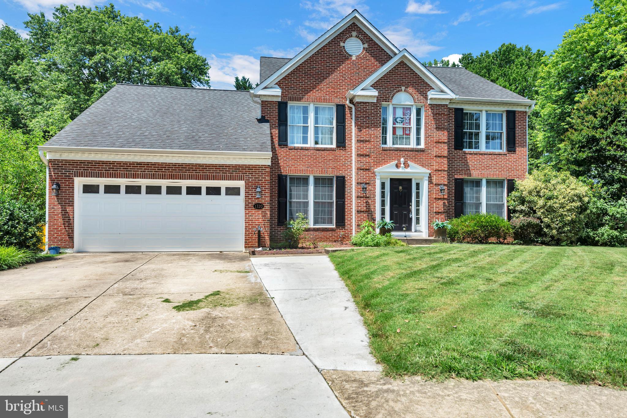 CROFTON CHASE - Residential