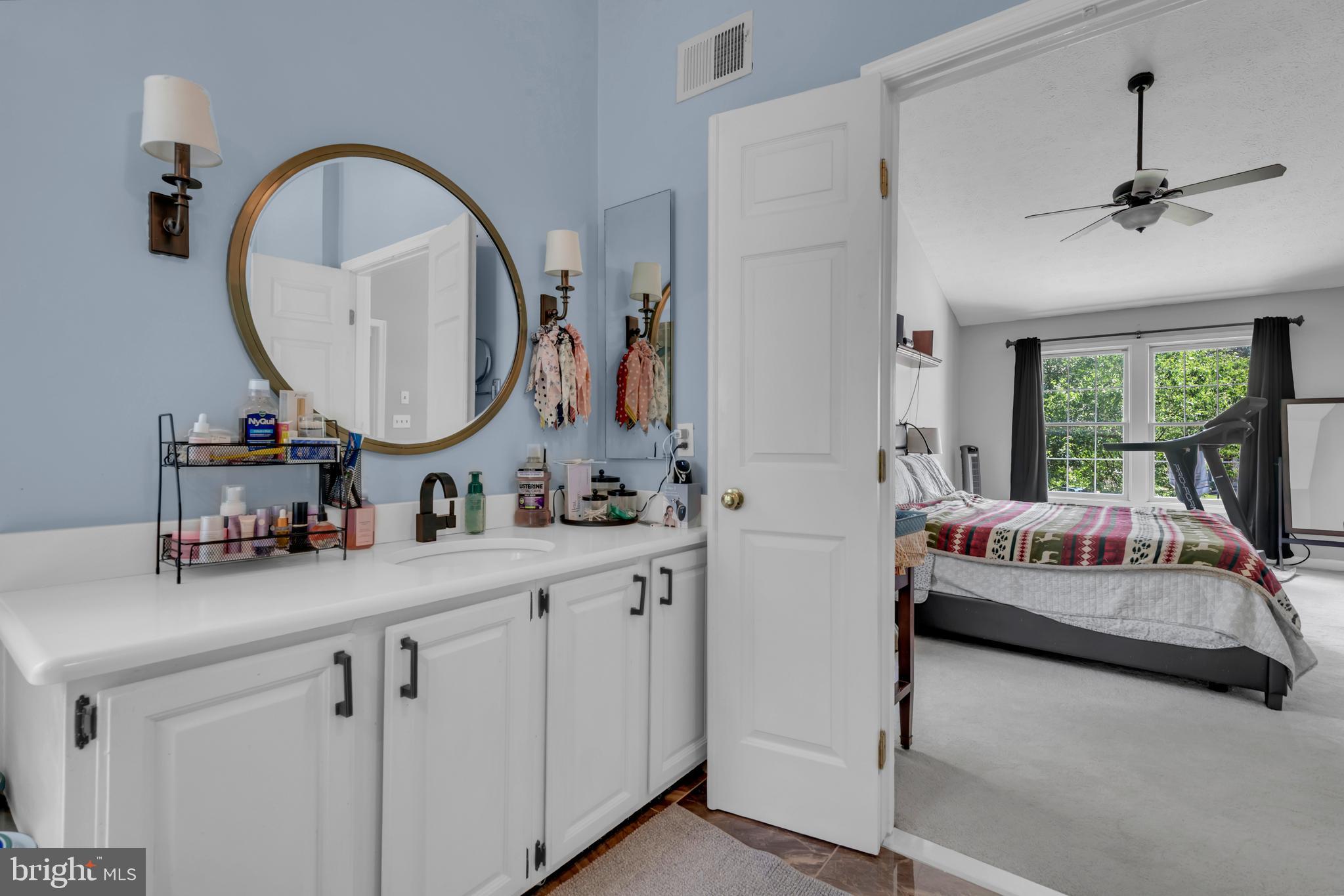 CROFTON CHASE - Residential
