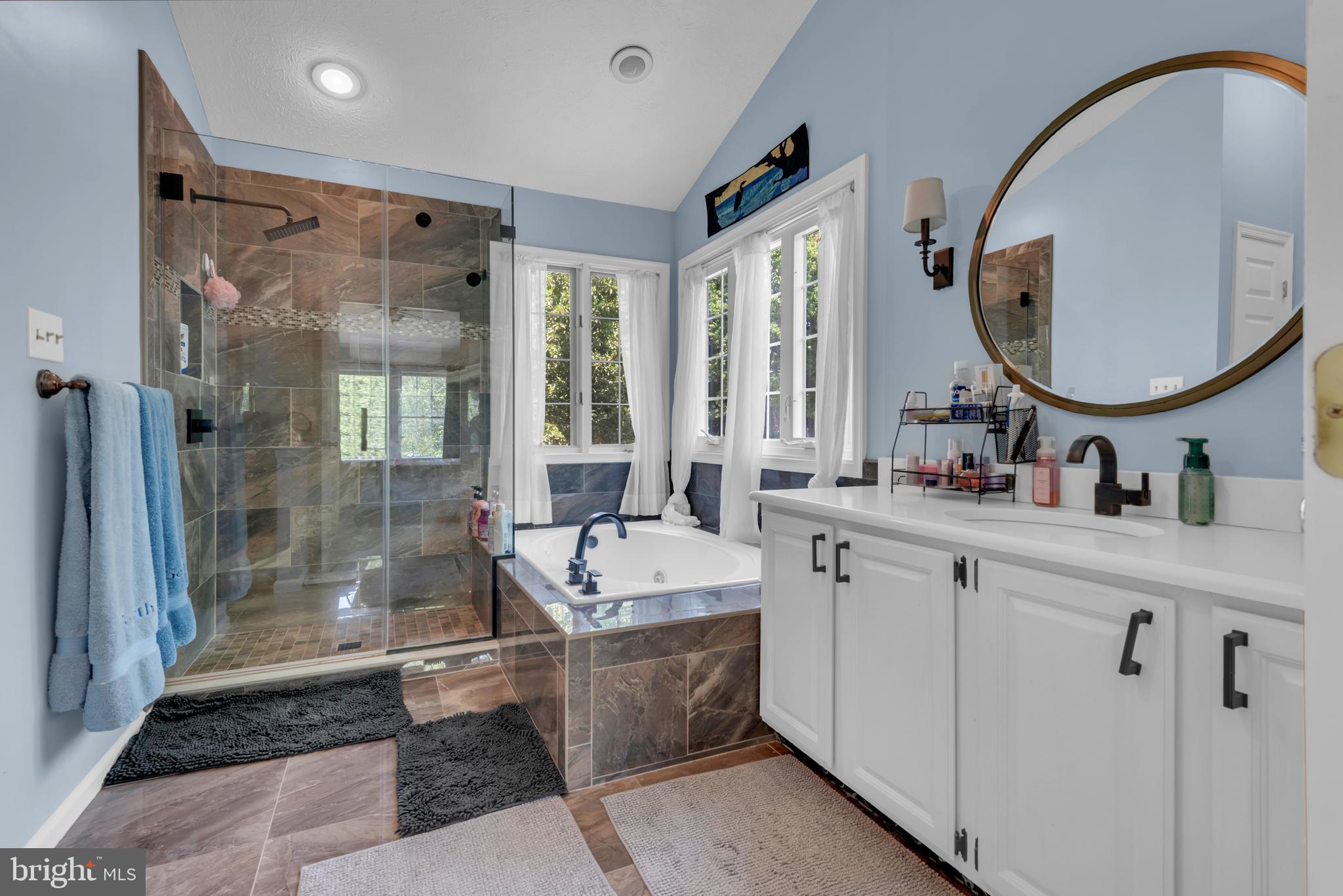 CROFTON CHASE - Residential