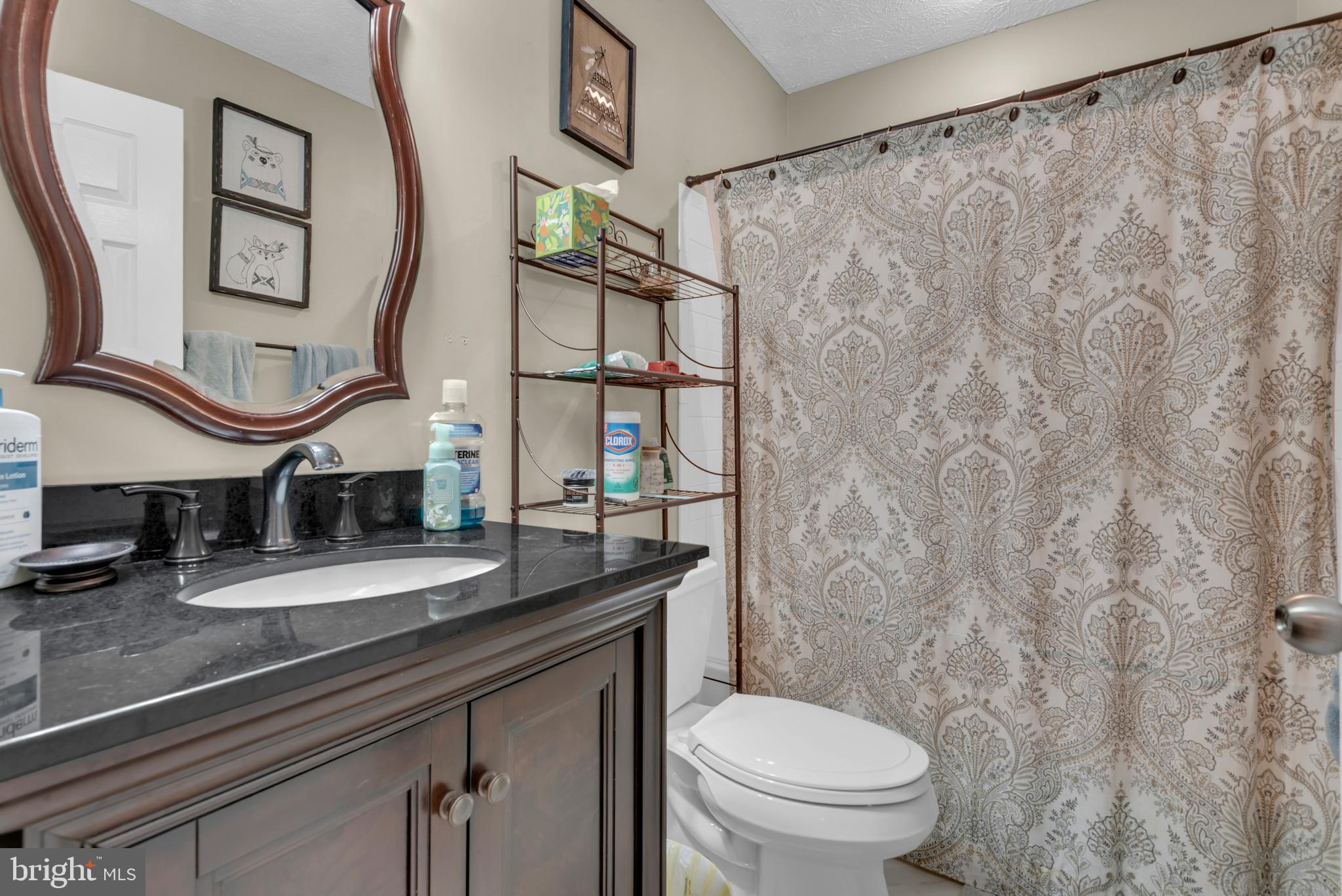 CROFTON CHASE - Residential