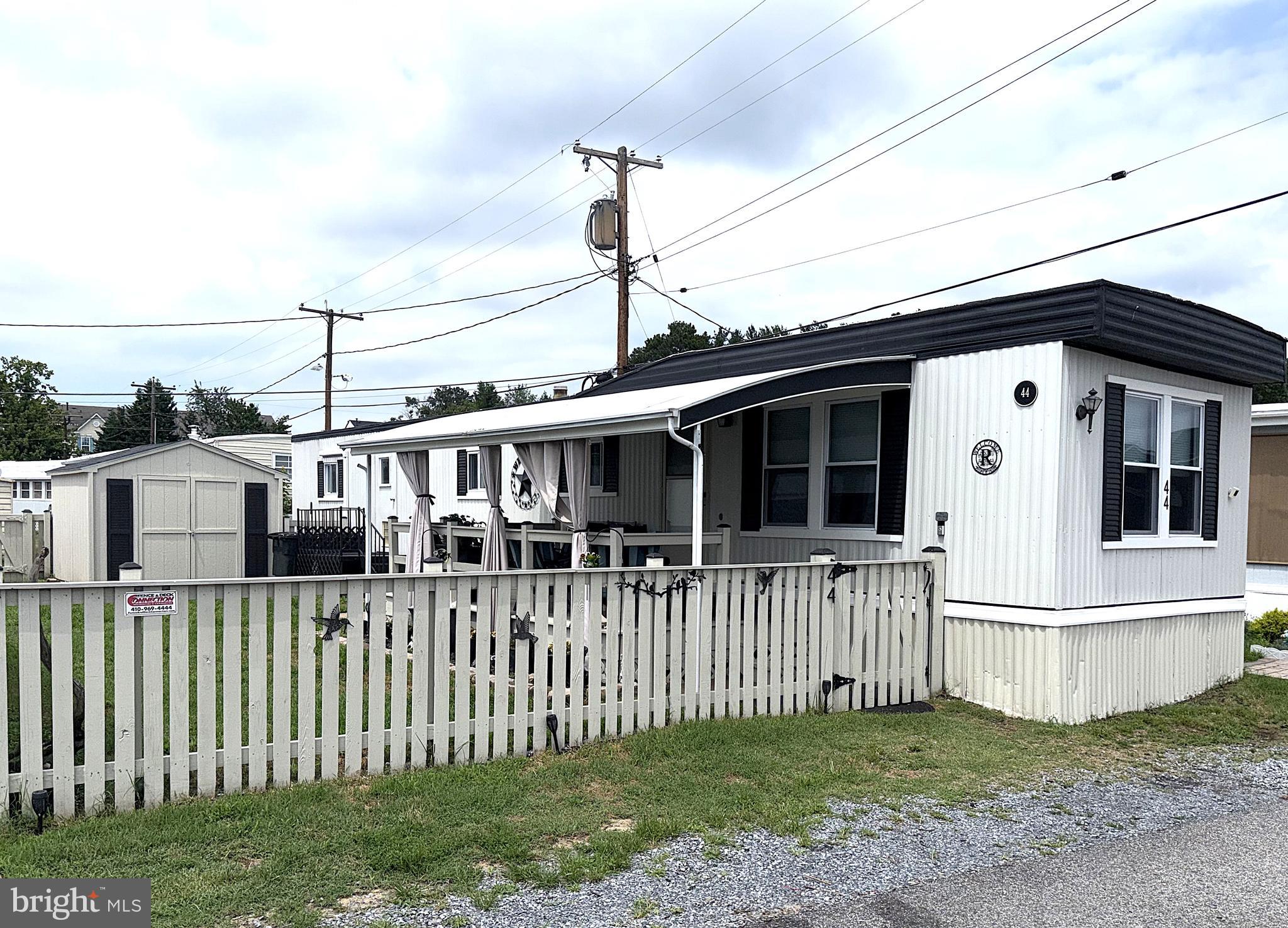 ROL PARK VILLAGE - Residential