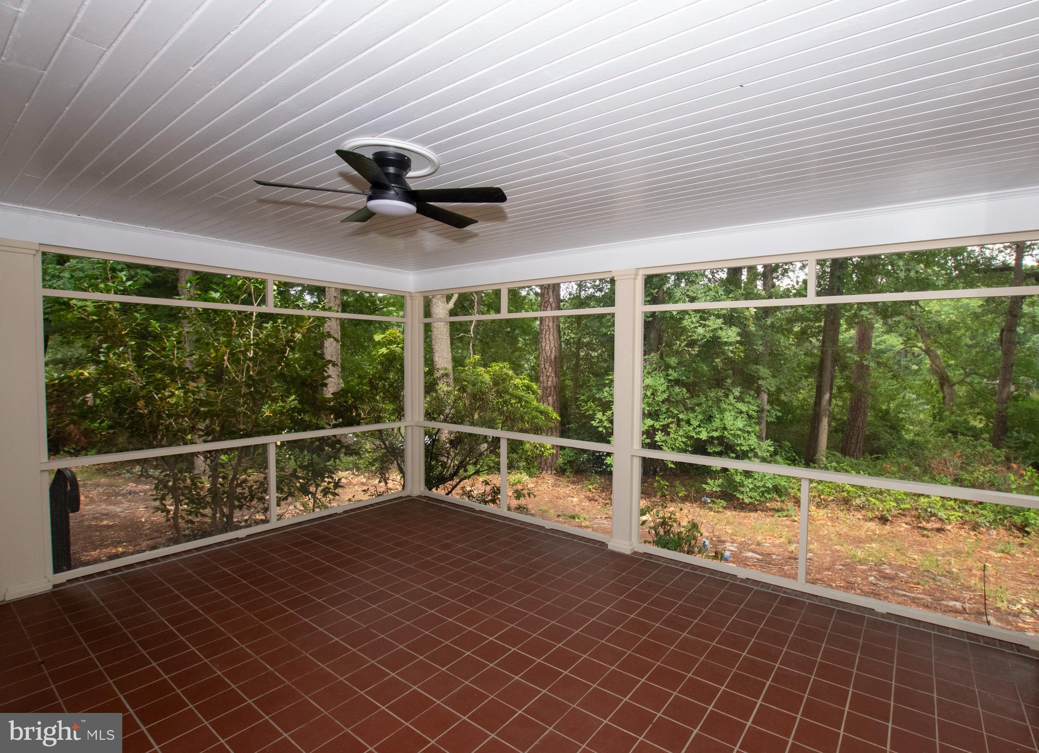 HOLLY LAKE ESTATES - Residential