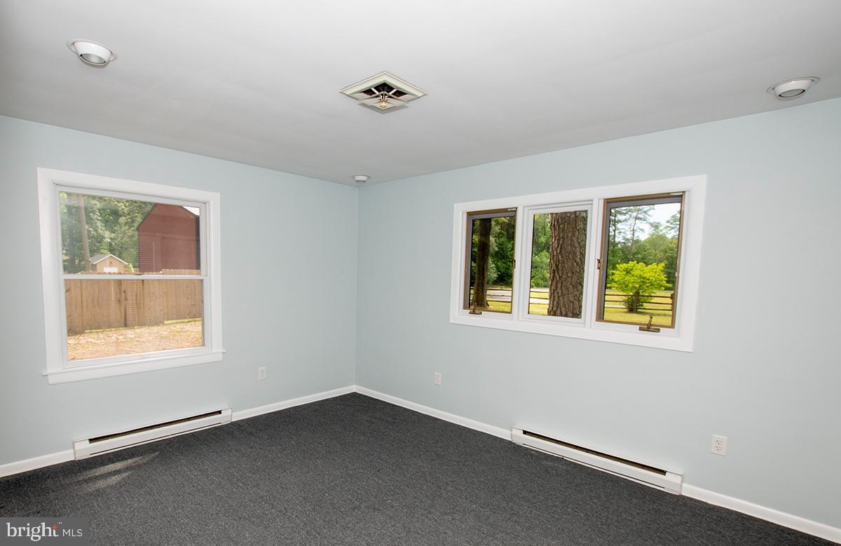 HOLLY LAKE ESTATES - Residential