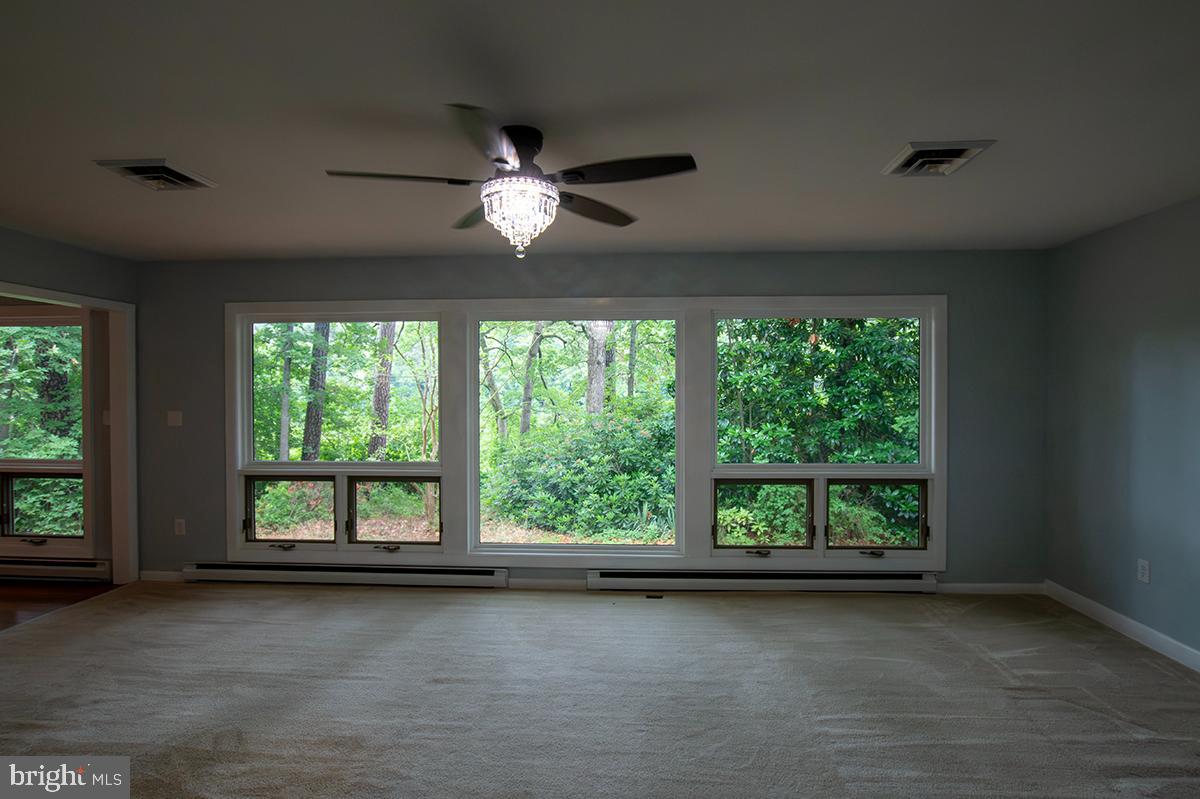 HOLLY LAKE ESTATES - Residential