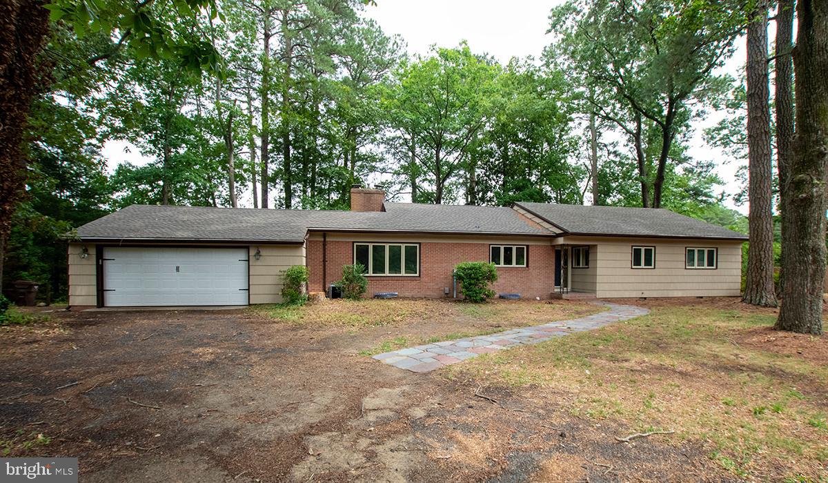 HOLLY LAKE ESTATES - Residential