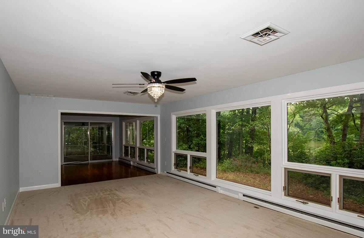 HOLLY LAKE ESTATES - Residential