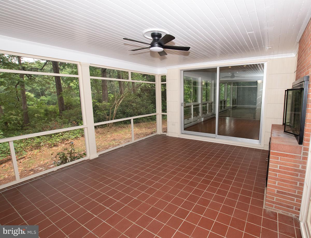 HOLLY LAKE ESTATES - Residential