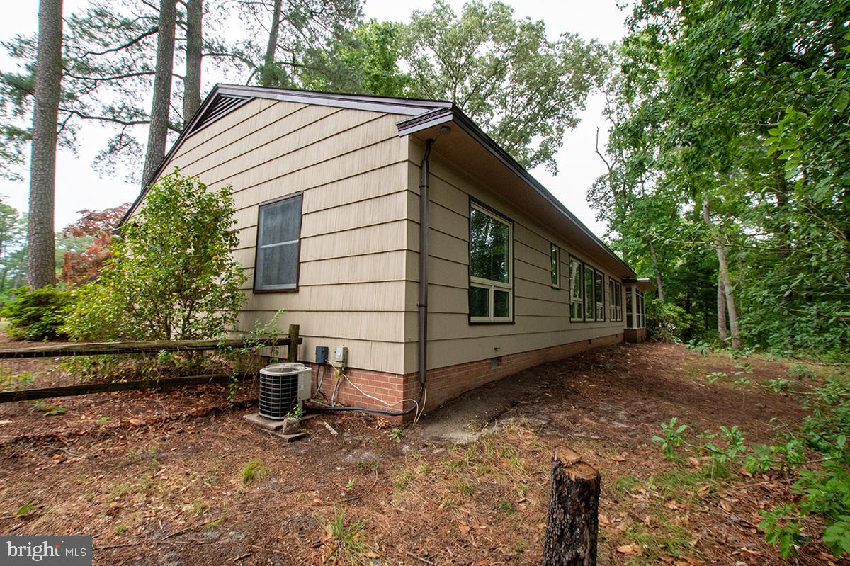 HOLLY LAKE ESTATES - Residential