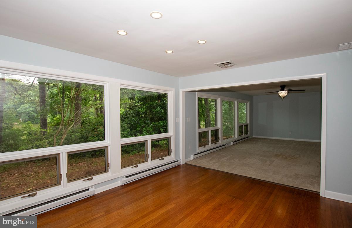 HOLLY LAKE ESTATES - Residential