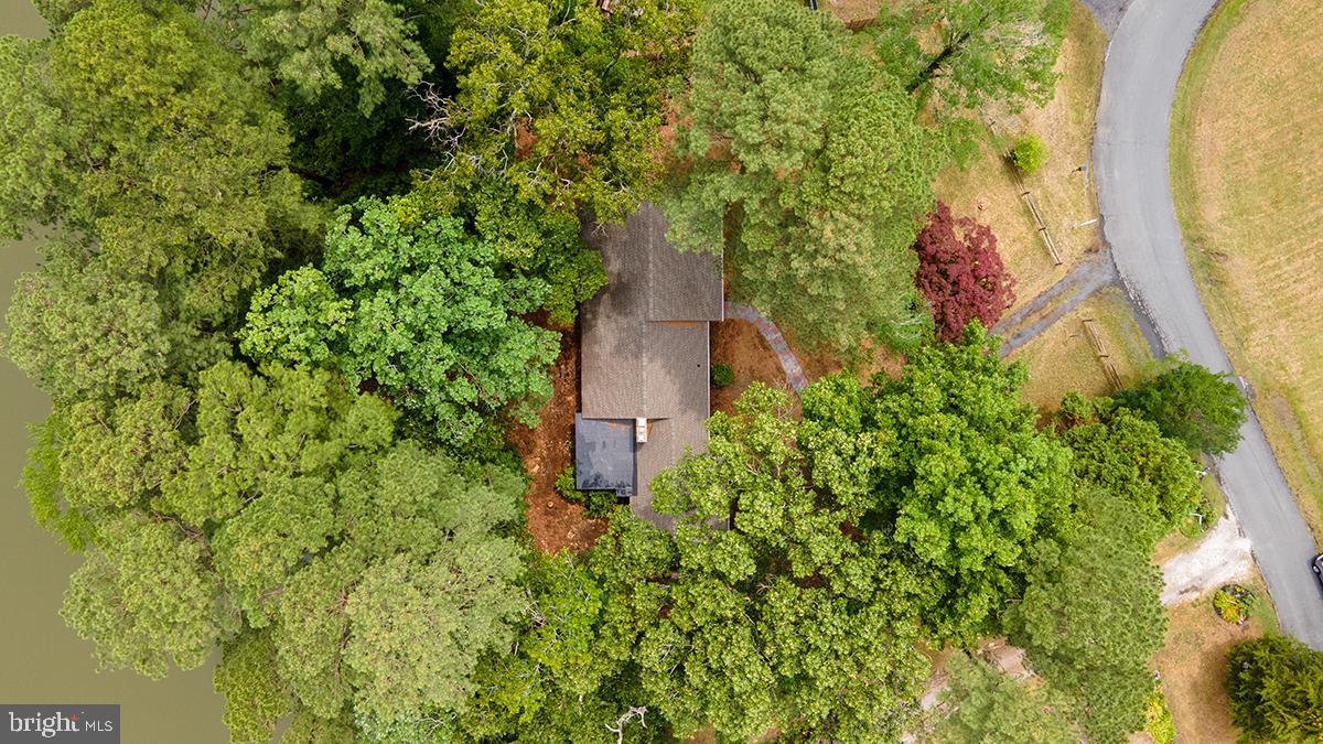 HOLLY LAKE ESTATES - Residential
