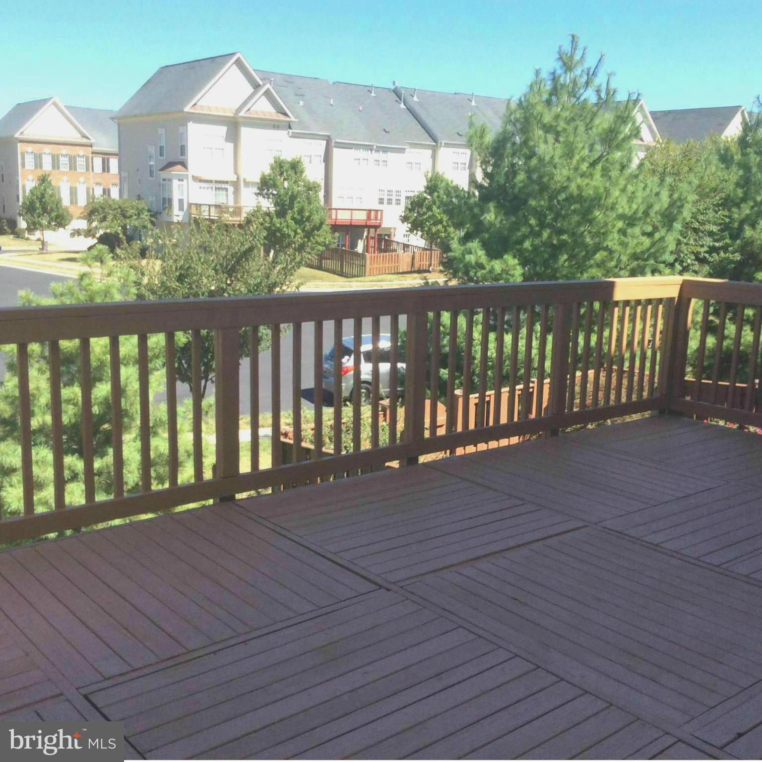 EDWARDS LANDING - Residential Lease