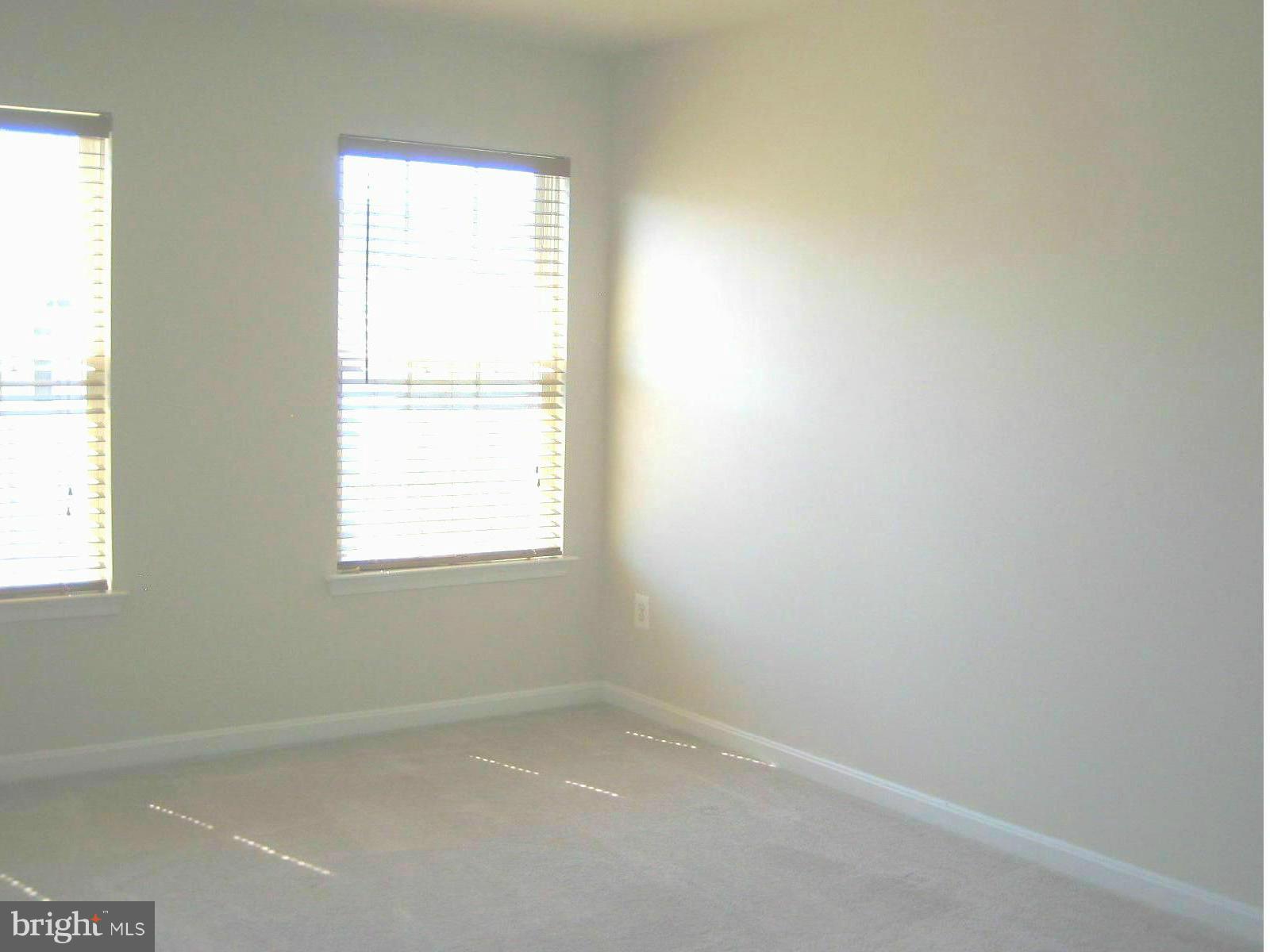 EDWARDS LANDING - Residential Lease