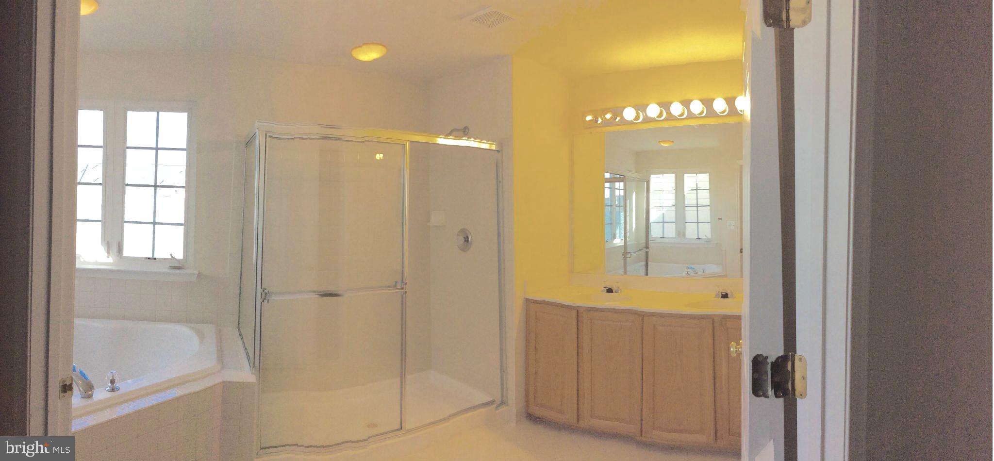 EDWARDS LANDING - Residential Lease