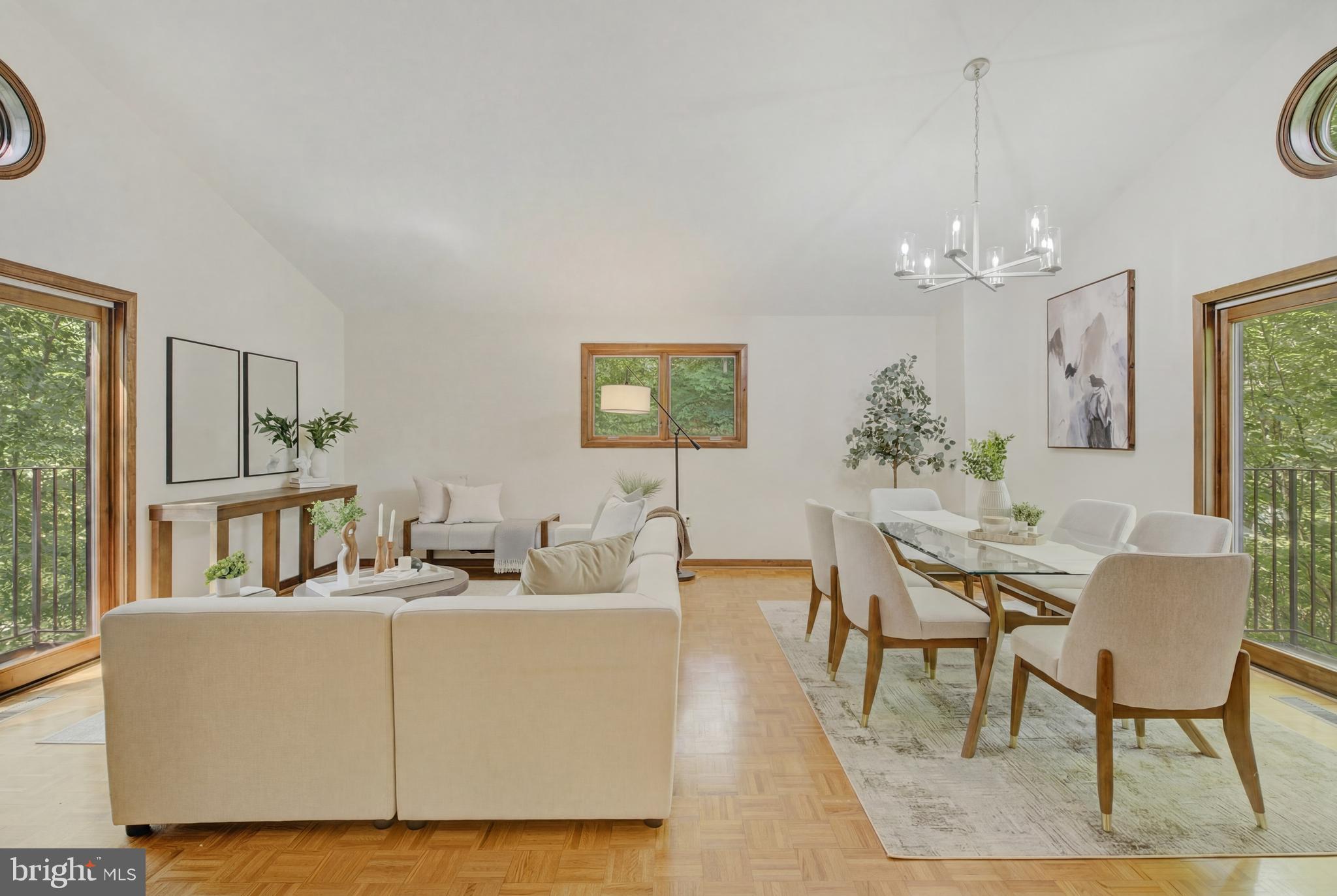 CHESTNUT HILL - Residential