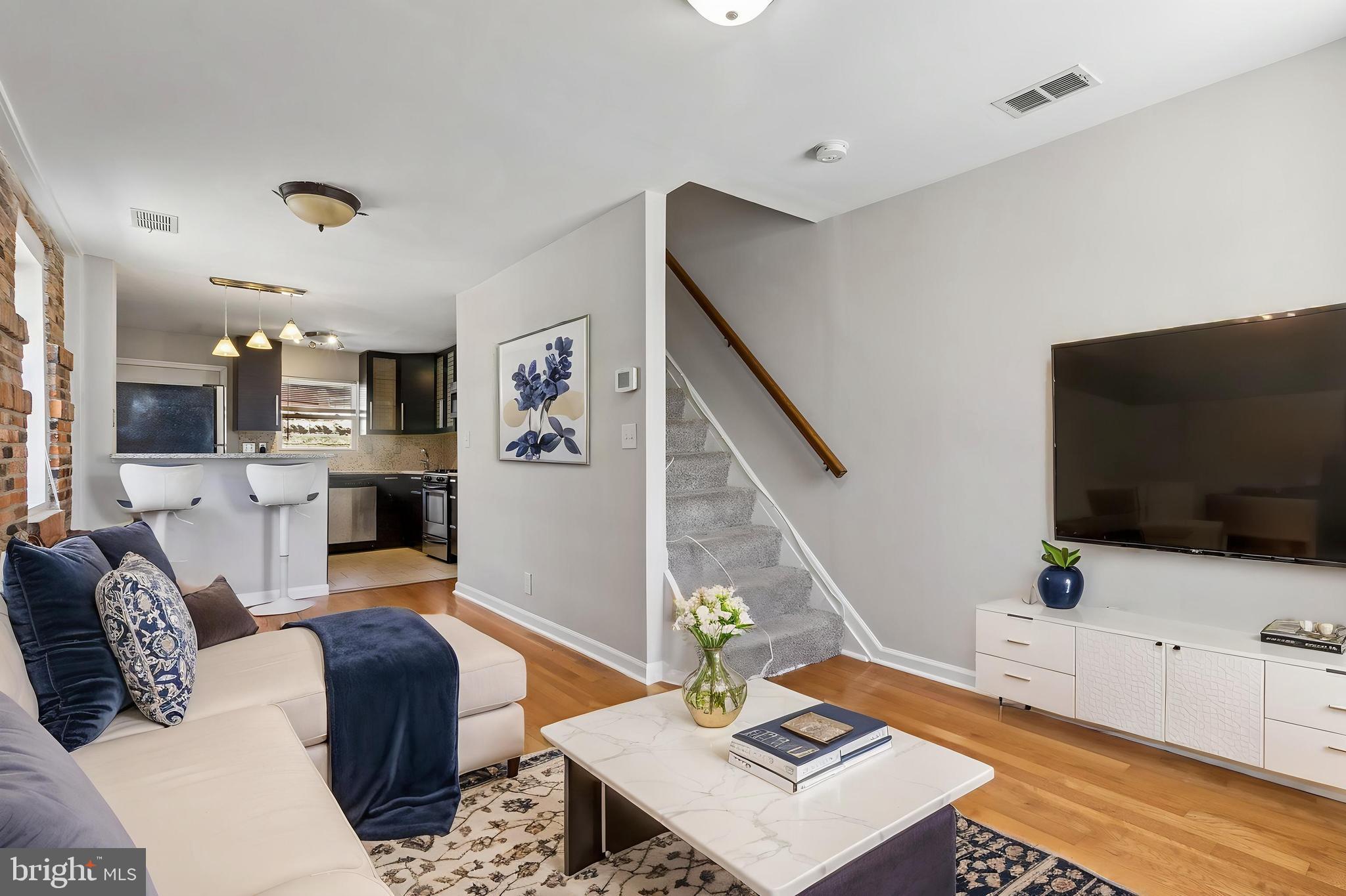 RIVERSIDE - Residential